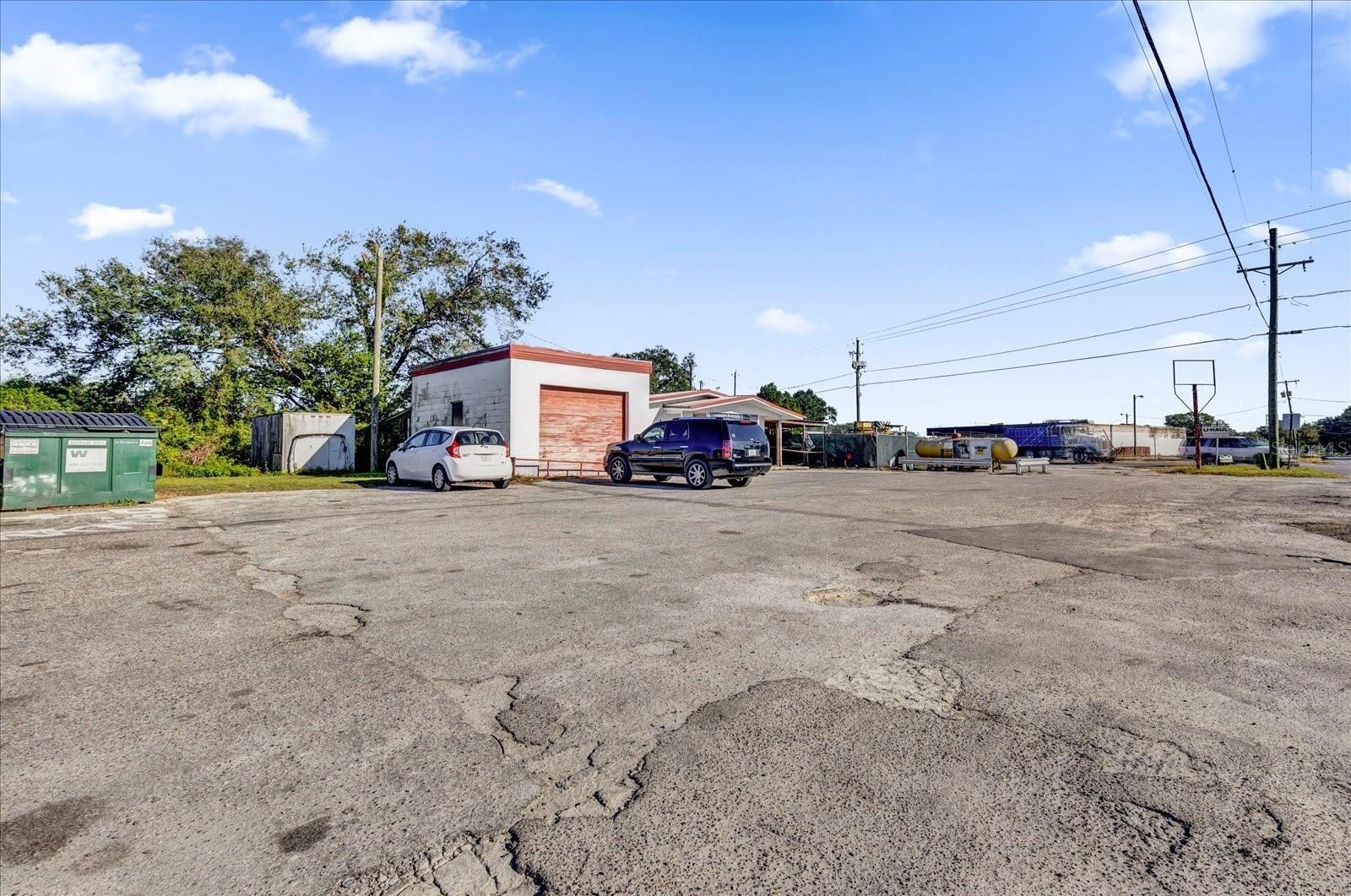 Image 14 of 28 For 4516 Coronet Road