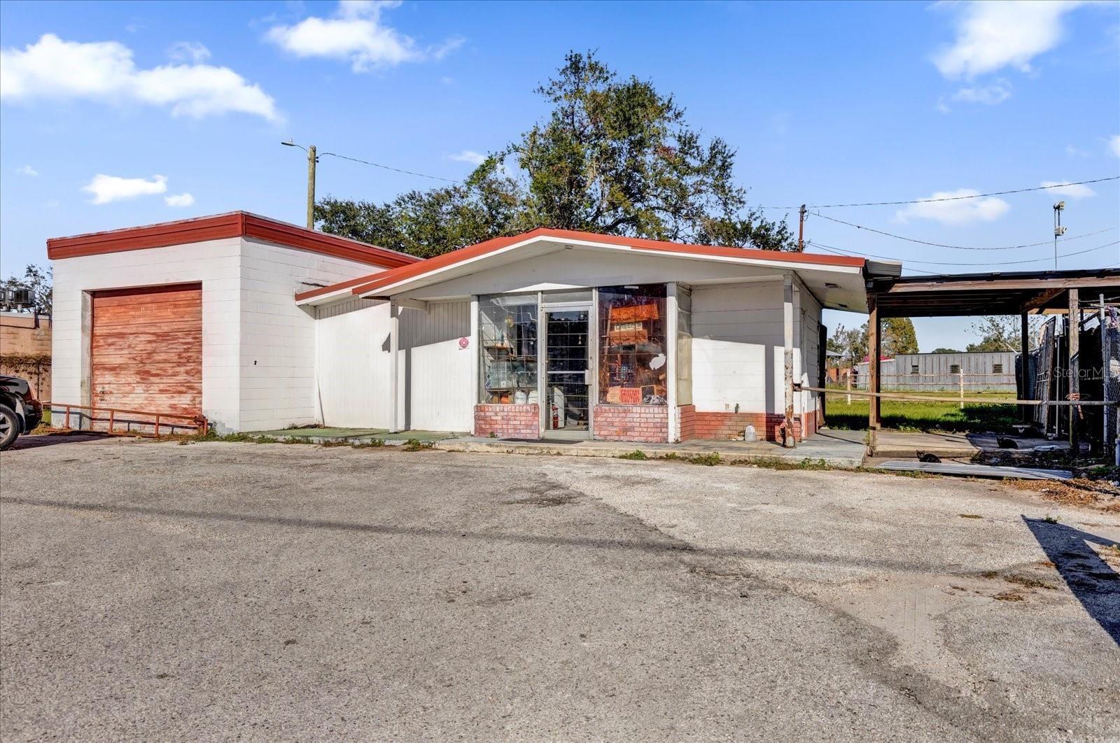 Image 17 of 28 For 4516 Coronet Road