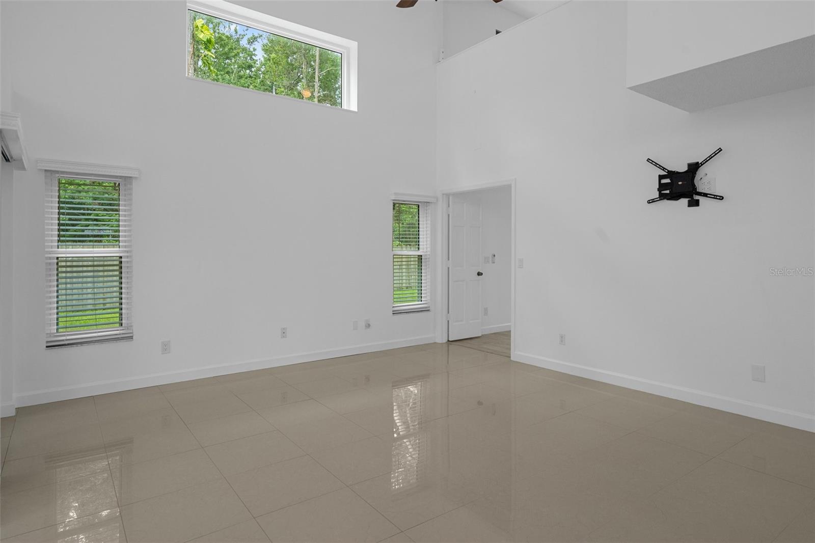 Image 17 of 62 For 7942 Sugar Maple Court