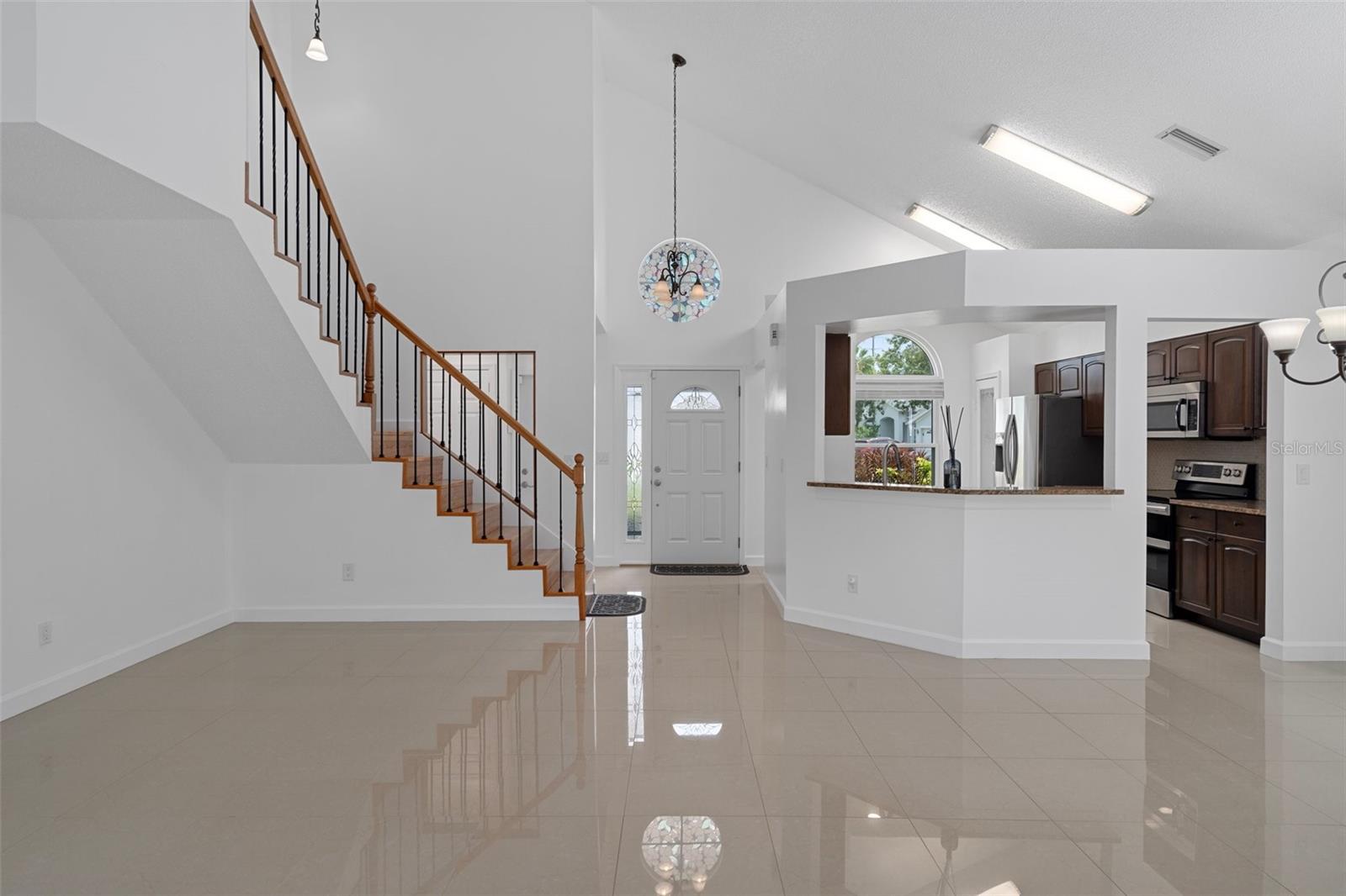 Image 18 of 62 For 7942 Sugar Maple Court