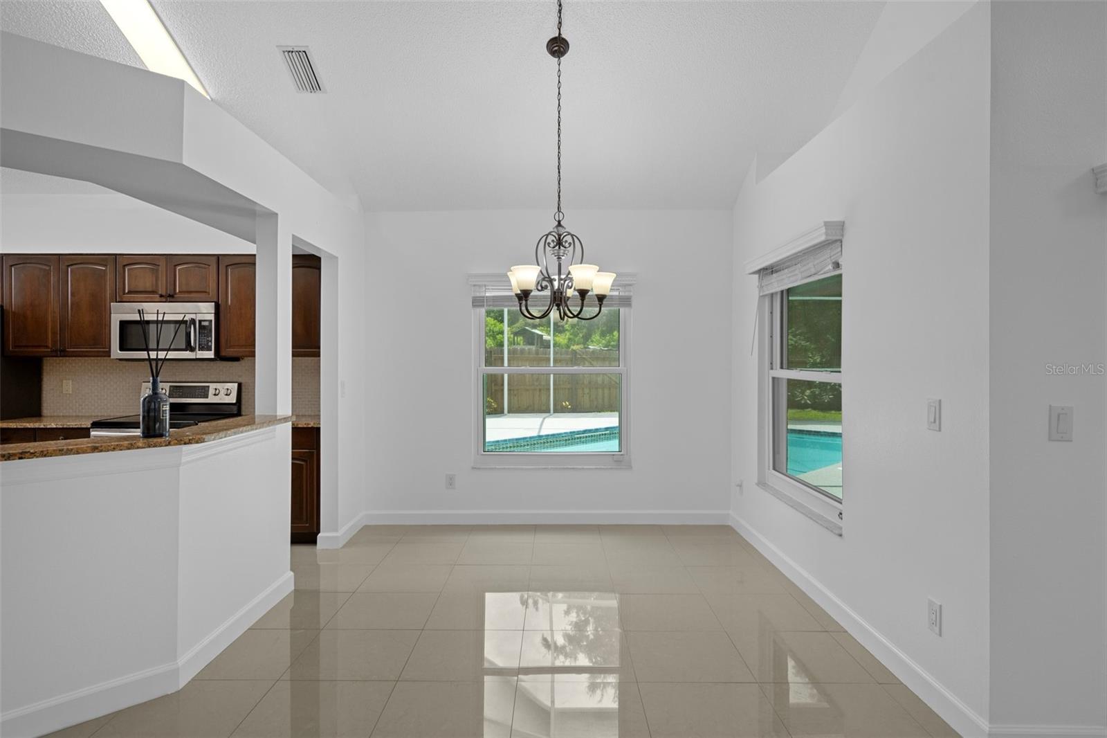 Image 22 of 62 For 7942 Sugar Maple Court