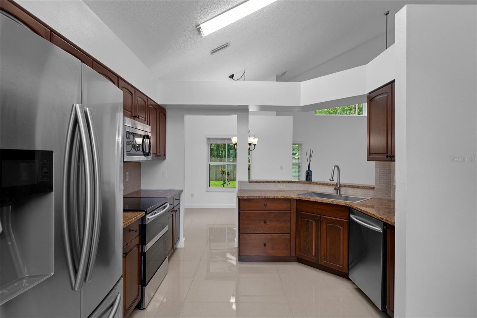 Image 28 of 62 For 7942 Sugar Maple Court