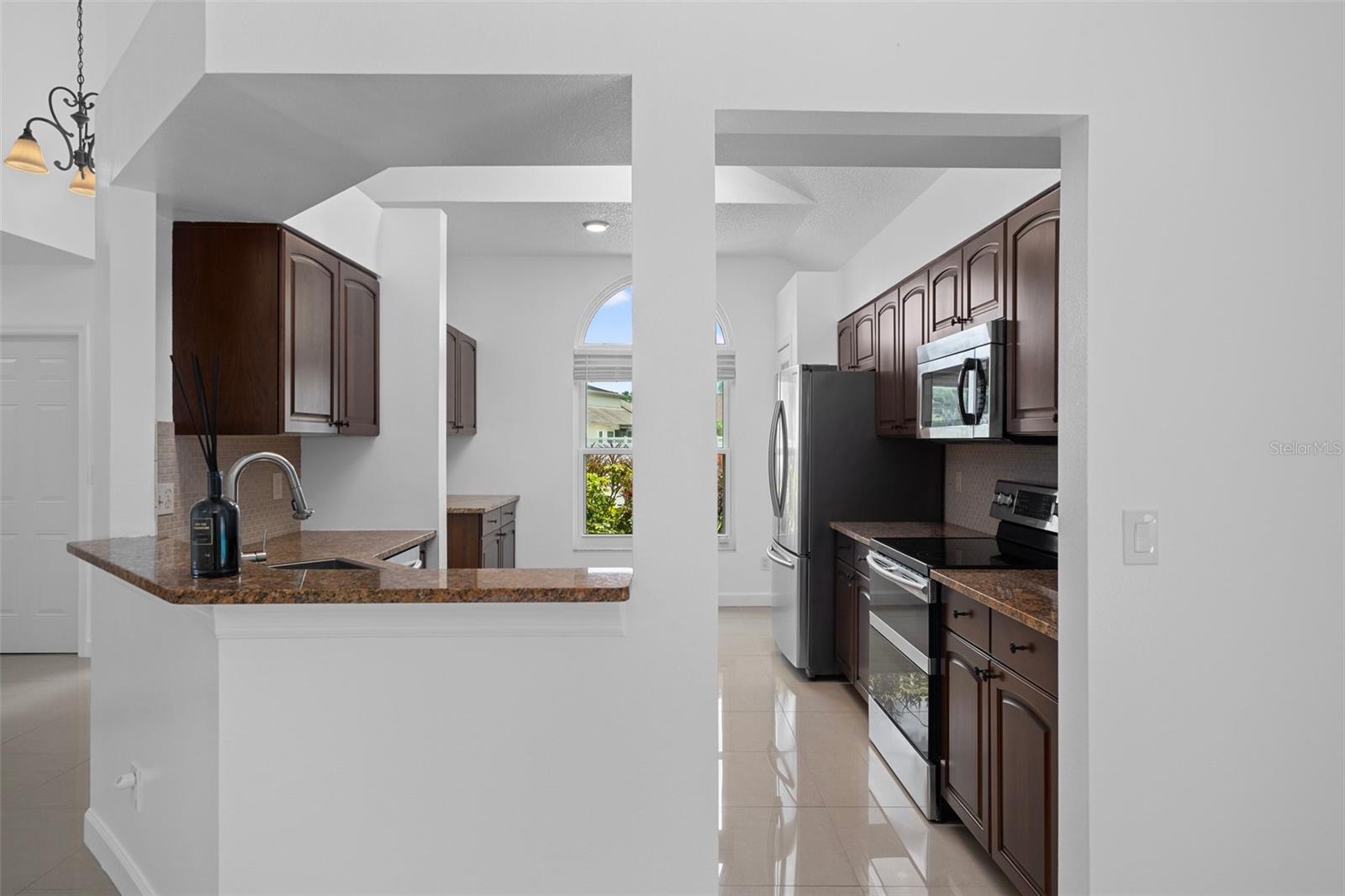 Image 29 of 62 For 7942 Sugar Maple Court