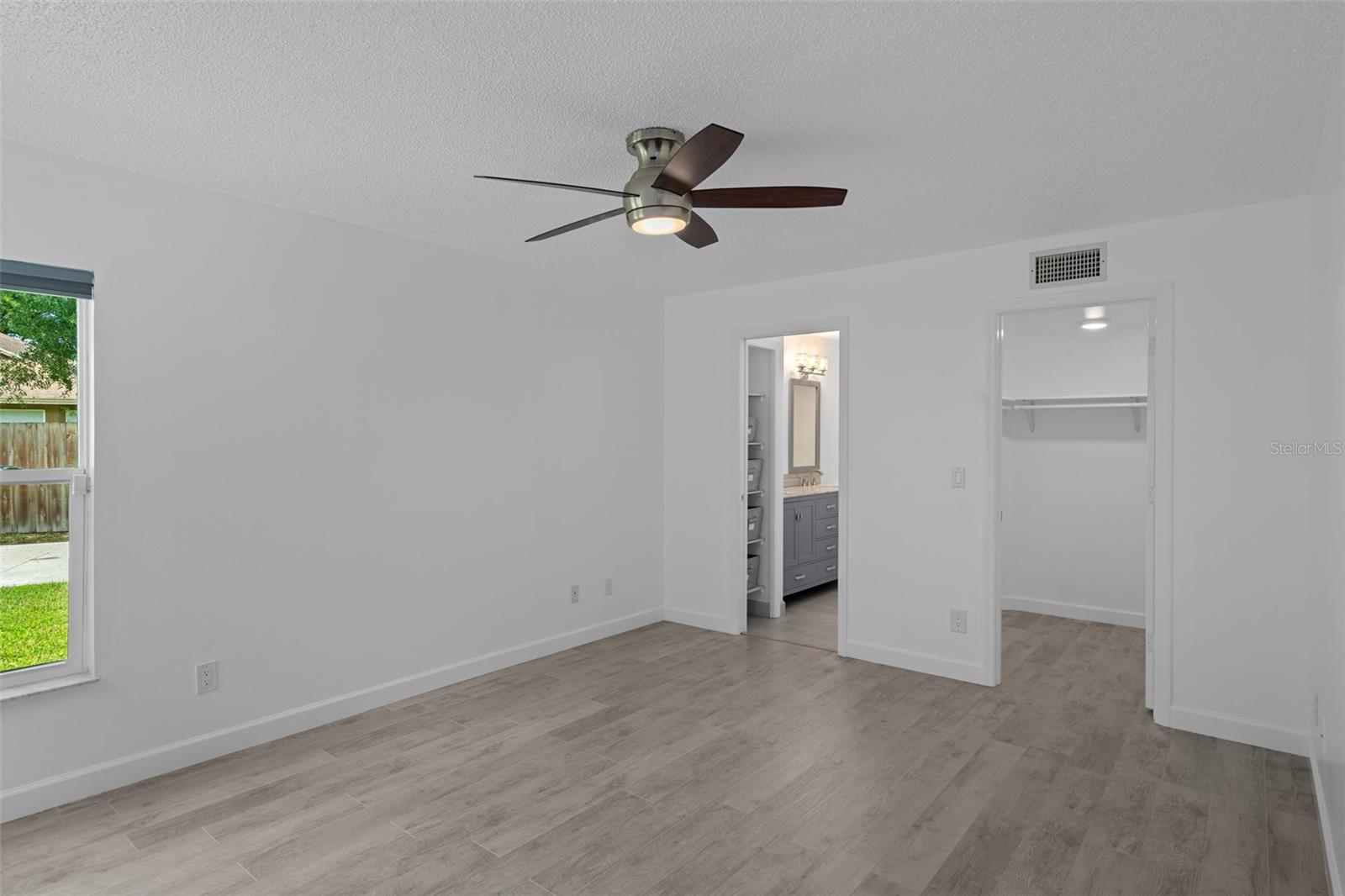 Image 35 of 62 For 7942 Sugar Maple Court