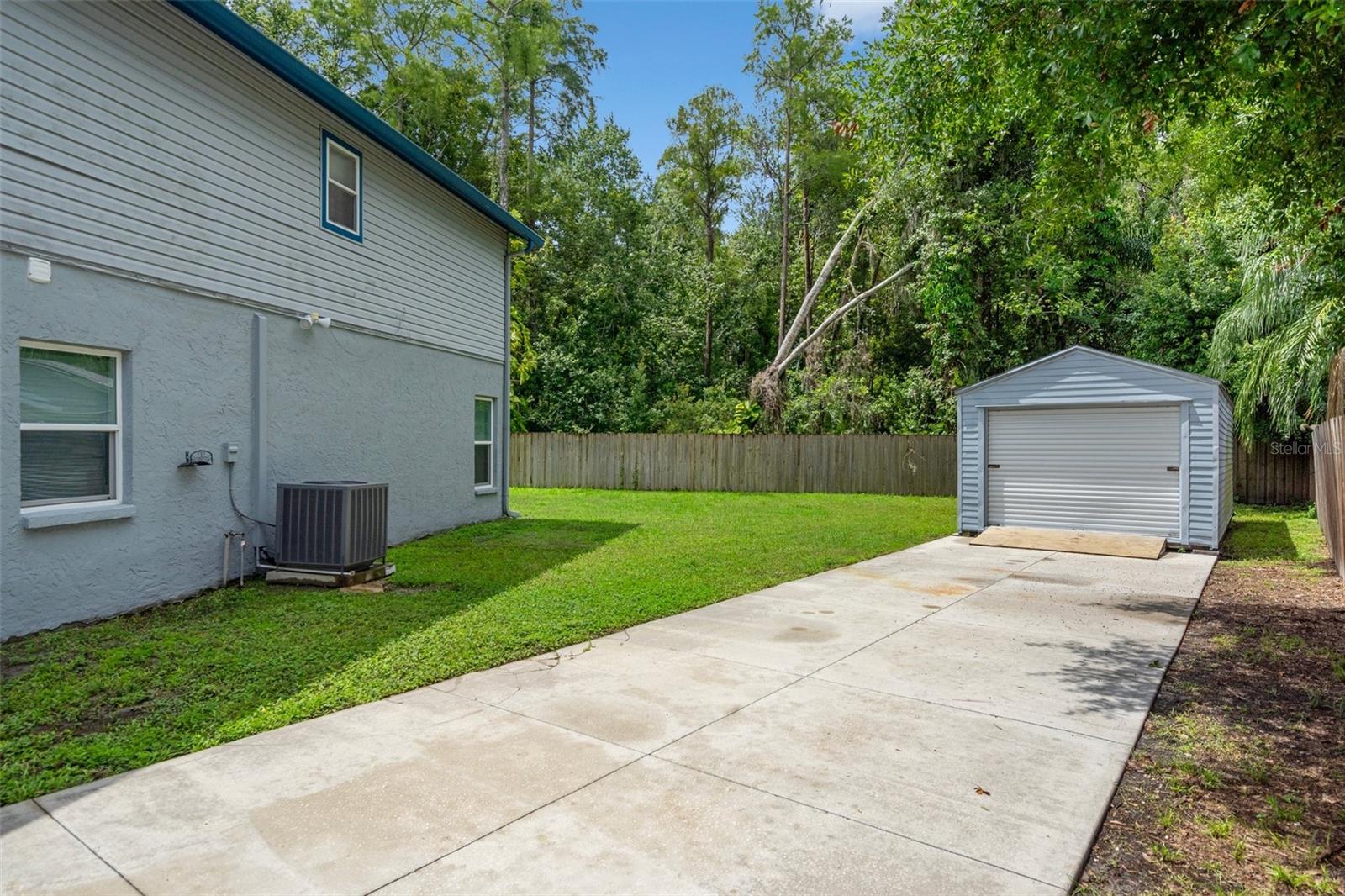 Image 7 of 62 For 7942 Sugar Maple Court