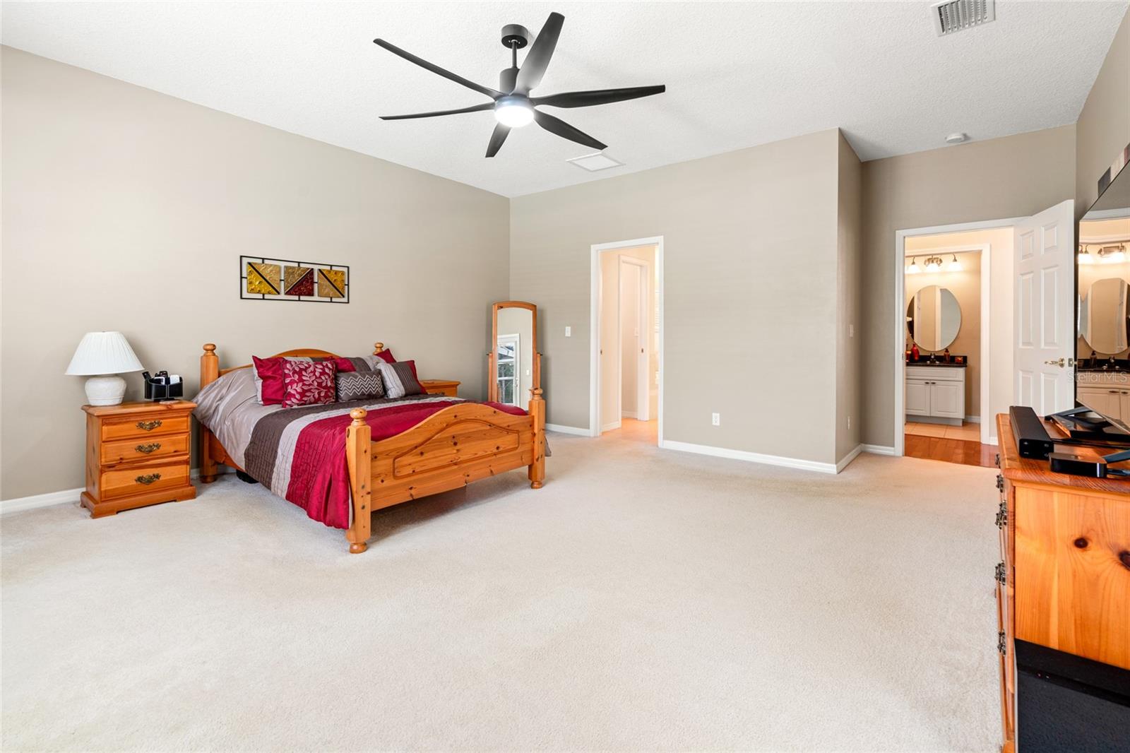 Image 19 of 63 For 22441 Panther Run Court