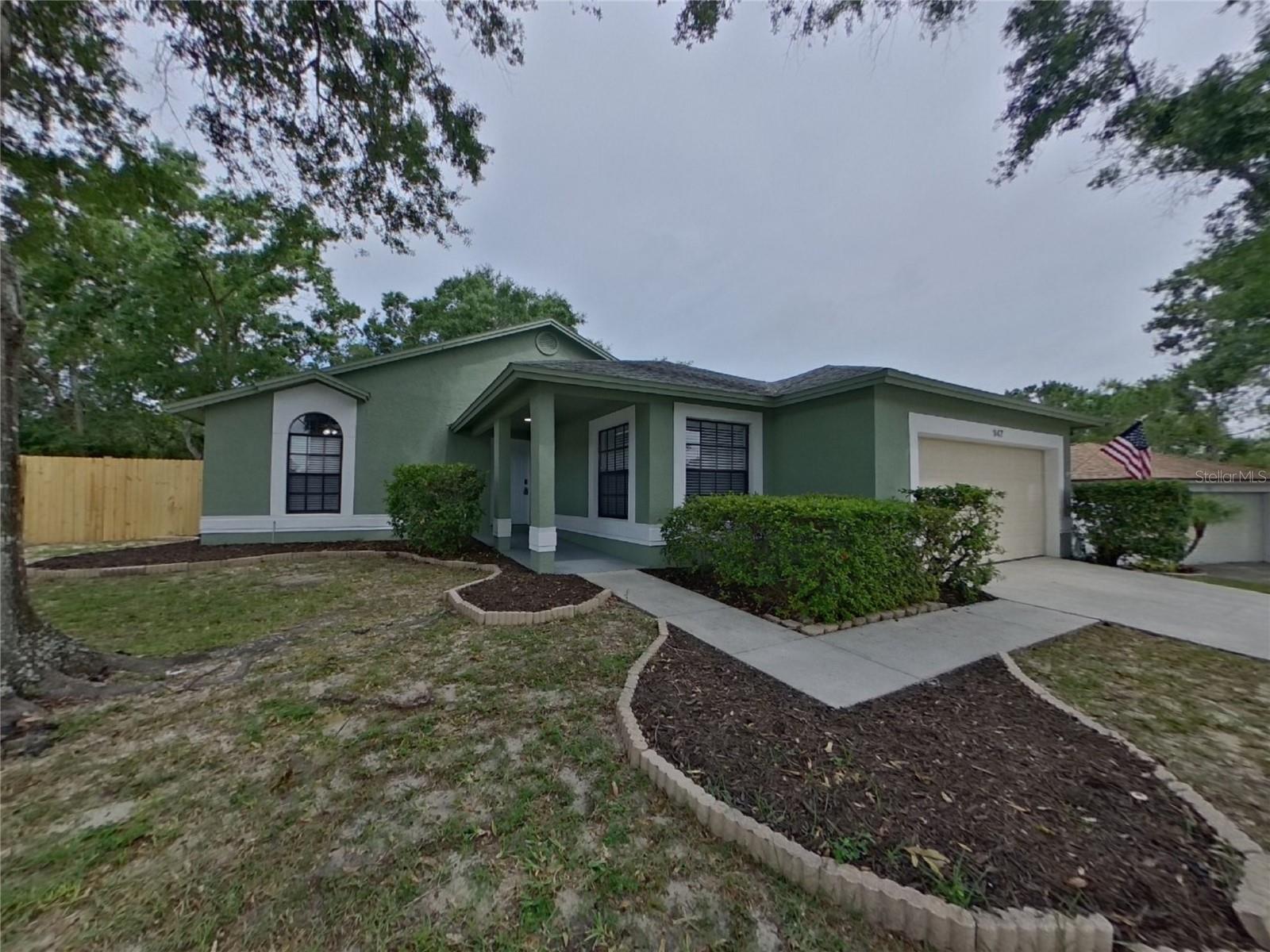 Details for 947 Sandywood Drive, BRANDON, FL 33510