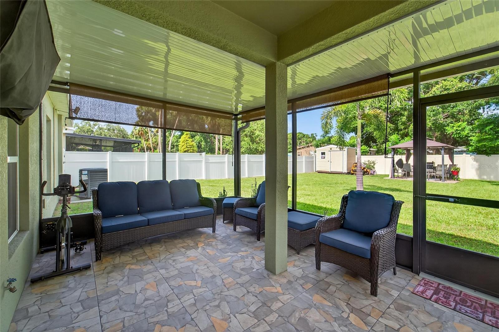 Image 34 of 44 For 10409 Candleberry Woods Lane