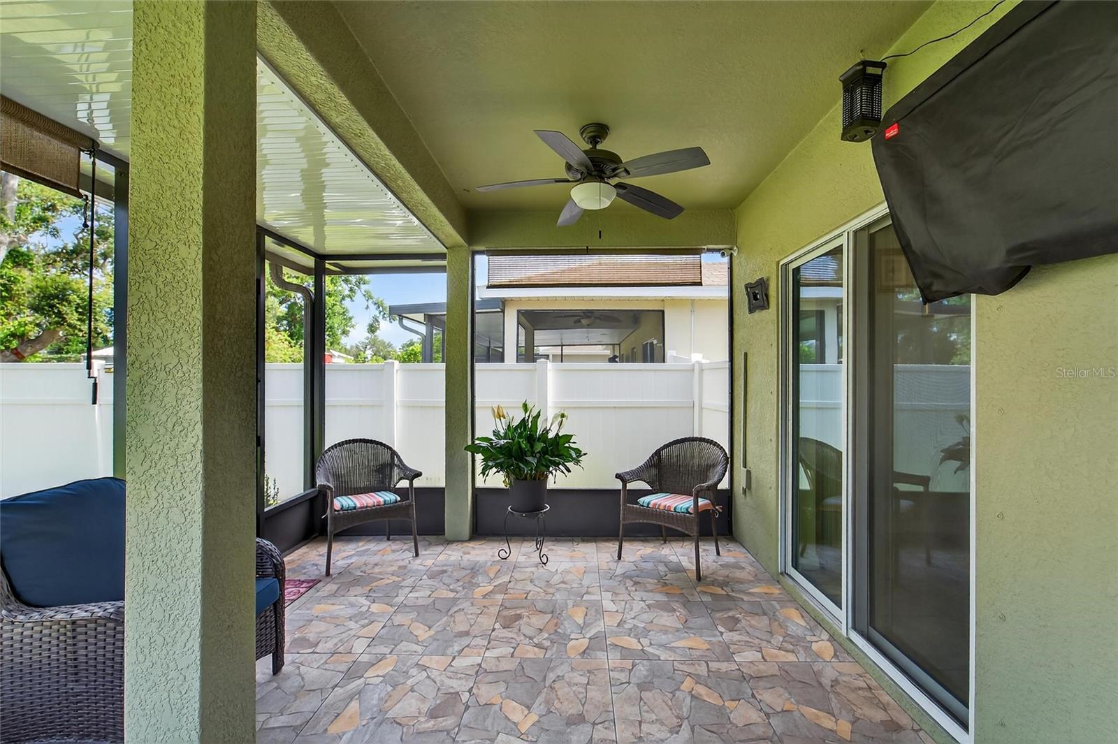 Image 36 of 44 For 10409 Candleberry Woods Lane