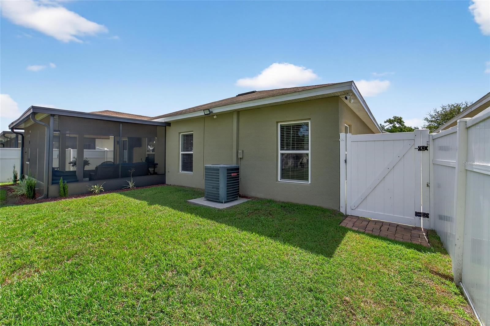 Image 42 of 44 For 10409 Candleberry Woods Lane