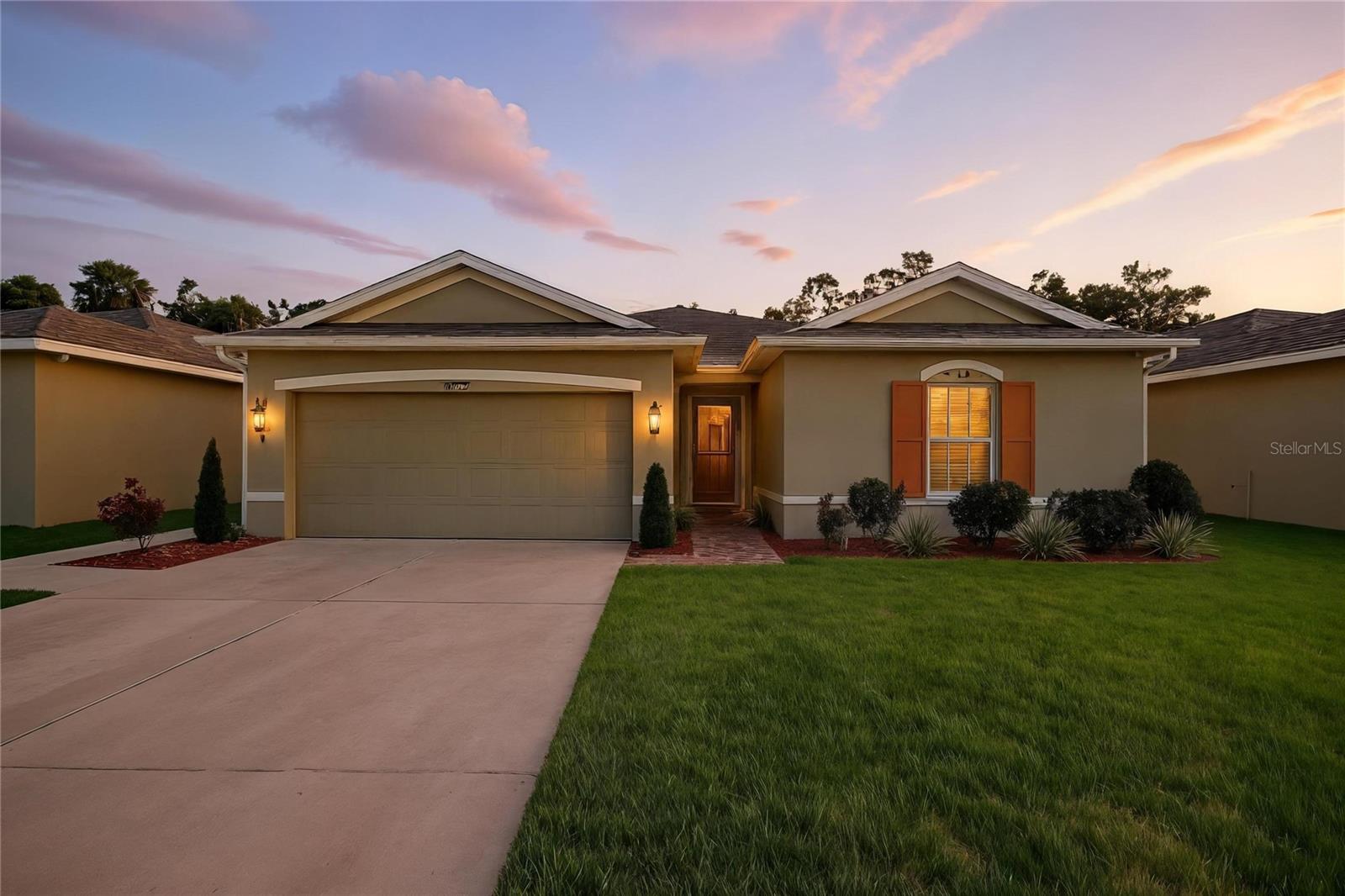 Image 5 of 44 For 10409 Candleberry Woods Lane
