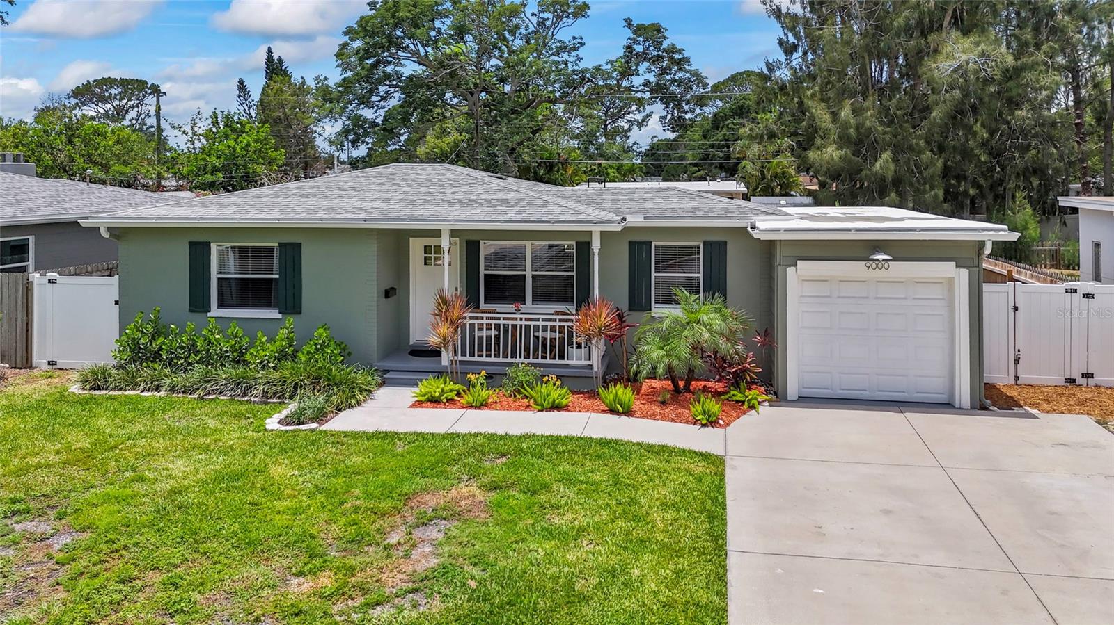 Details for 9000 Bay Street Ne, ST PETERSBURG, FL 33702