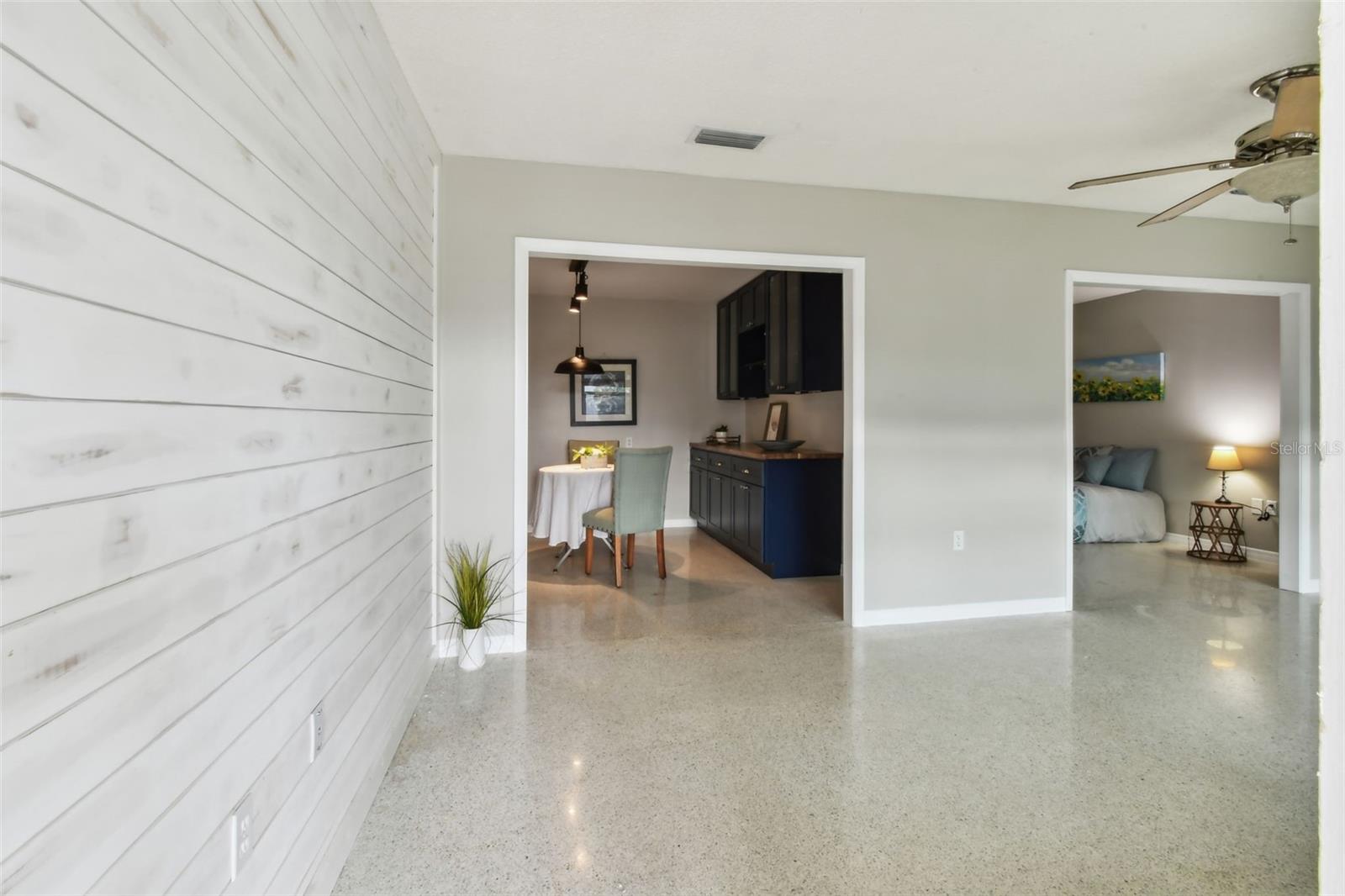Image 11 of 100 For 226 Pebble Beach Boulevard 31