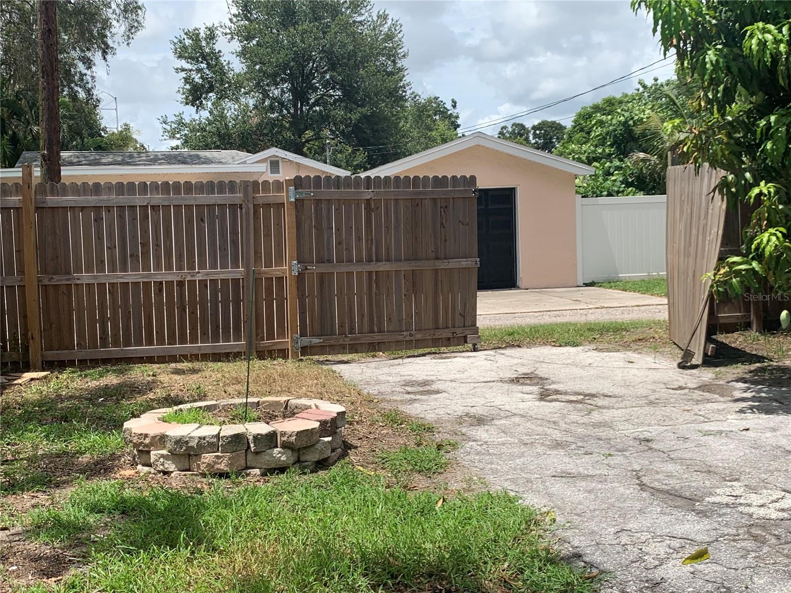 Image 13 of 15 For 2743 34th Avenue N