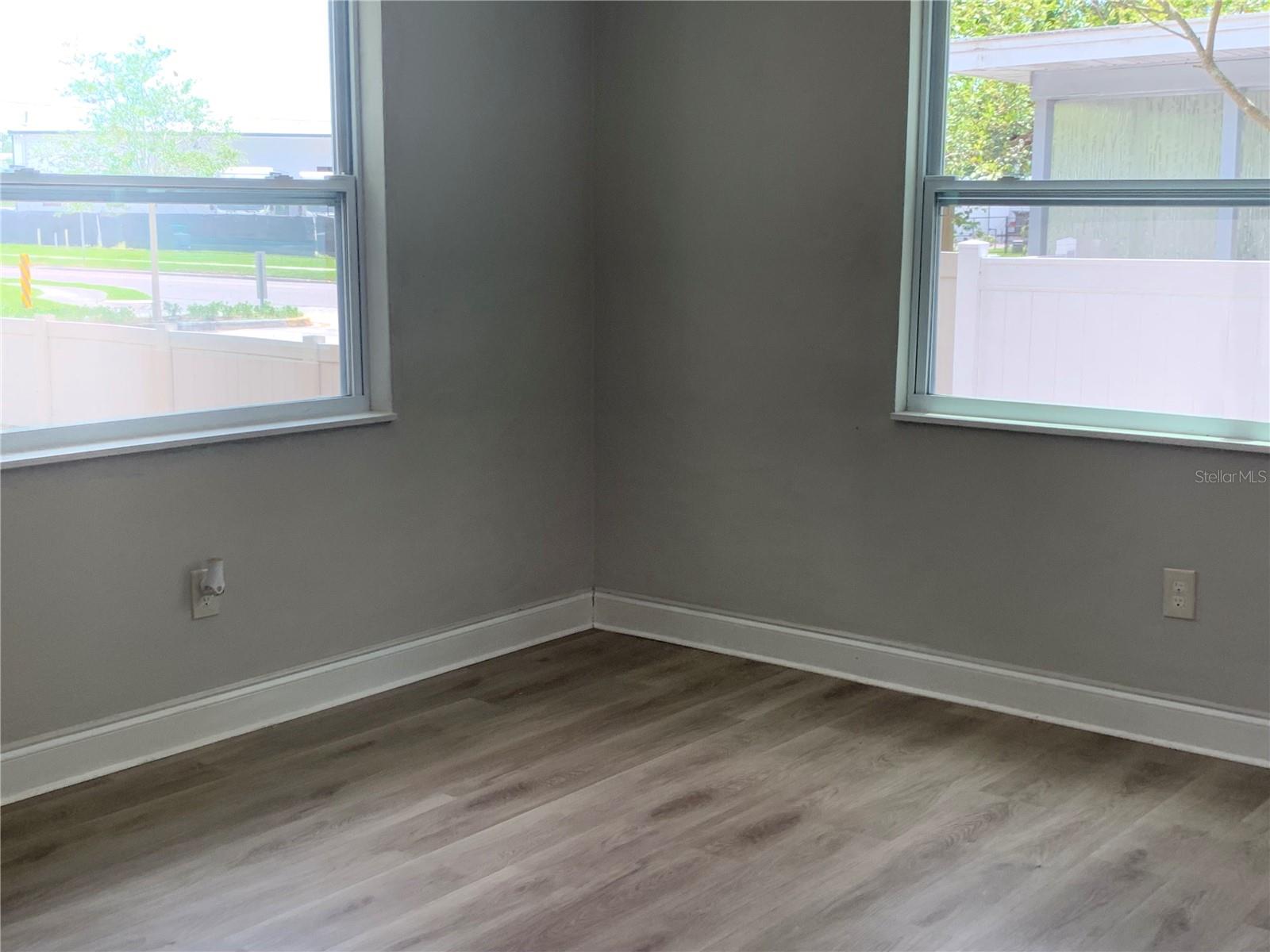 Image 7 of 15 For 2743 34th Avenue N