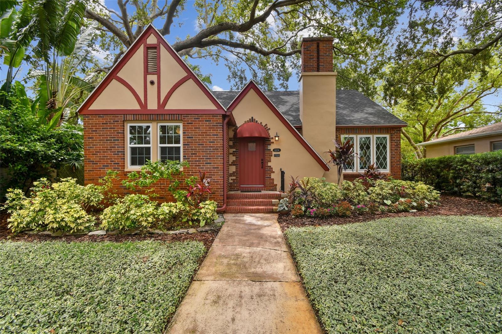 Details for 1224 14th Avenue N, ST PETERSBURG, FL 33705