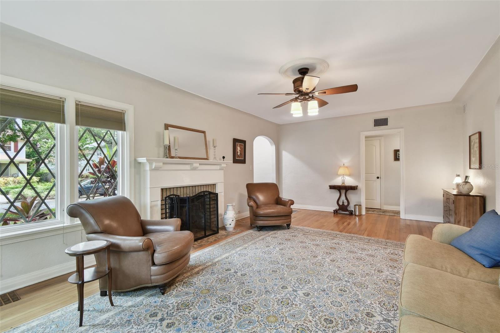 Image 17 of 46 For 1224 14th Avenue N