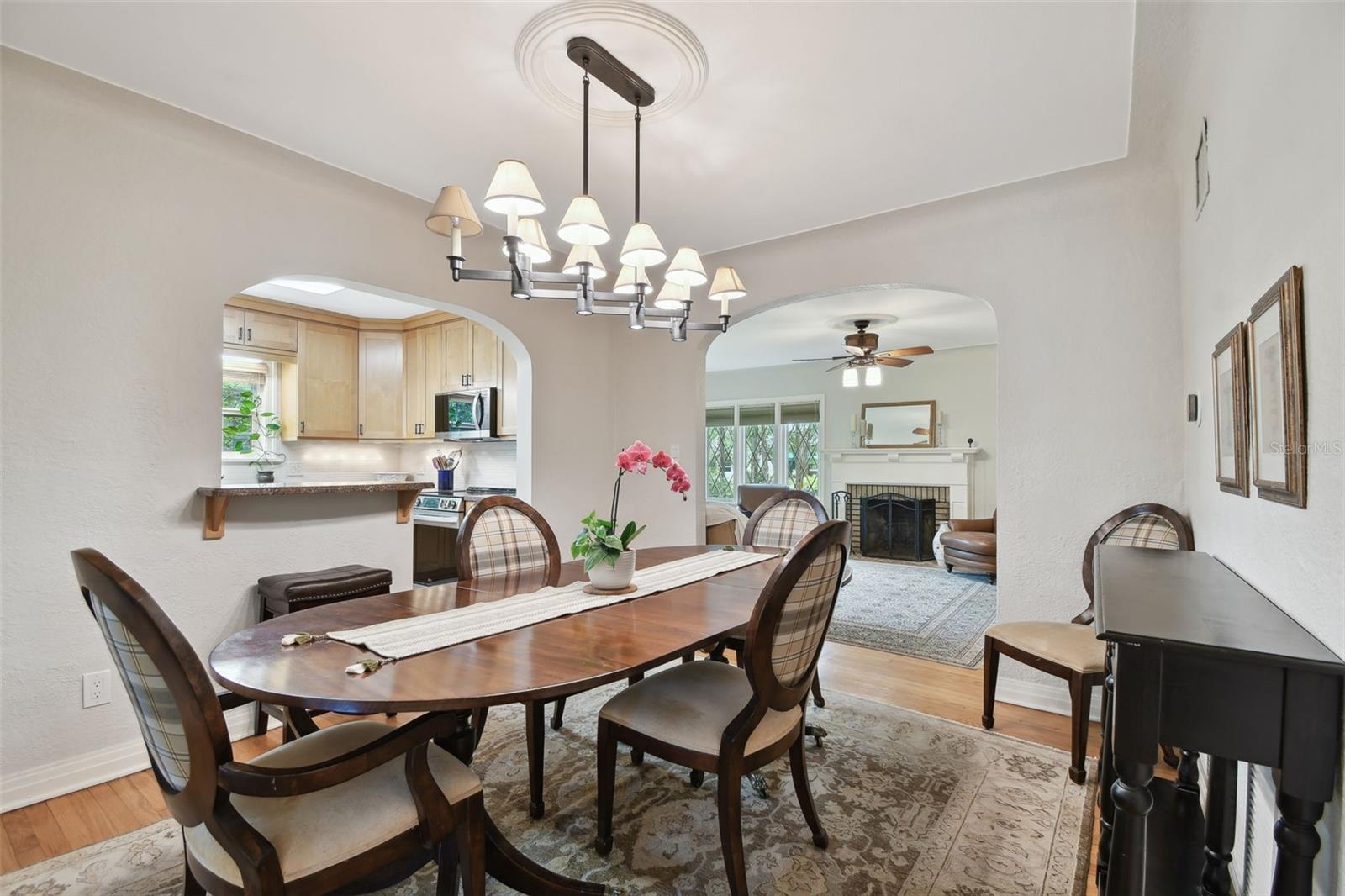 Image 4 of 46 For 1224 14th Avenue N