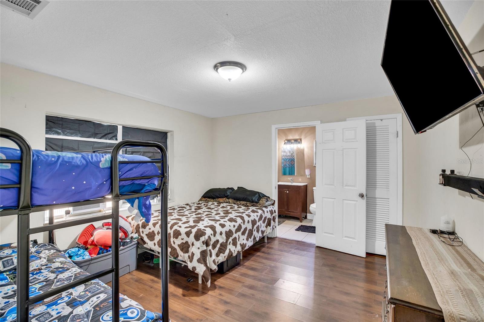 Image 11 of 19 For 5402 Shannon Drive