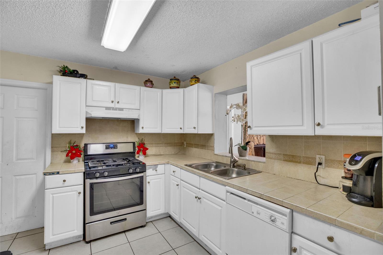Image 8 of 19 For 5402 Shannon Drive