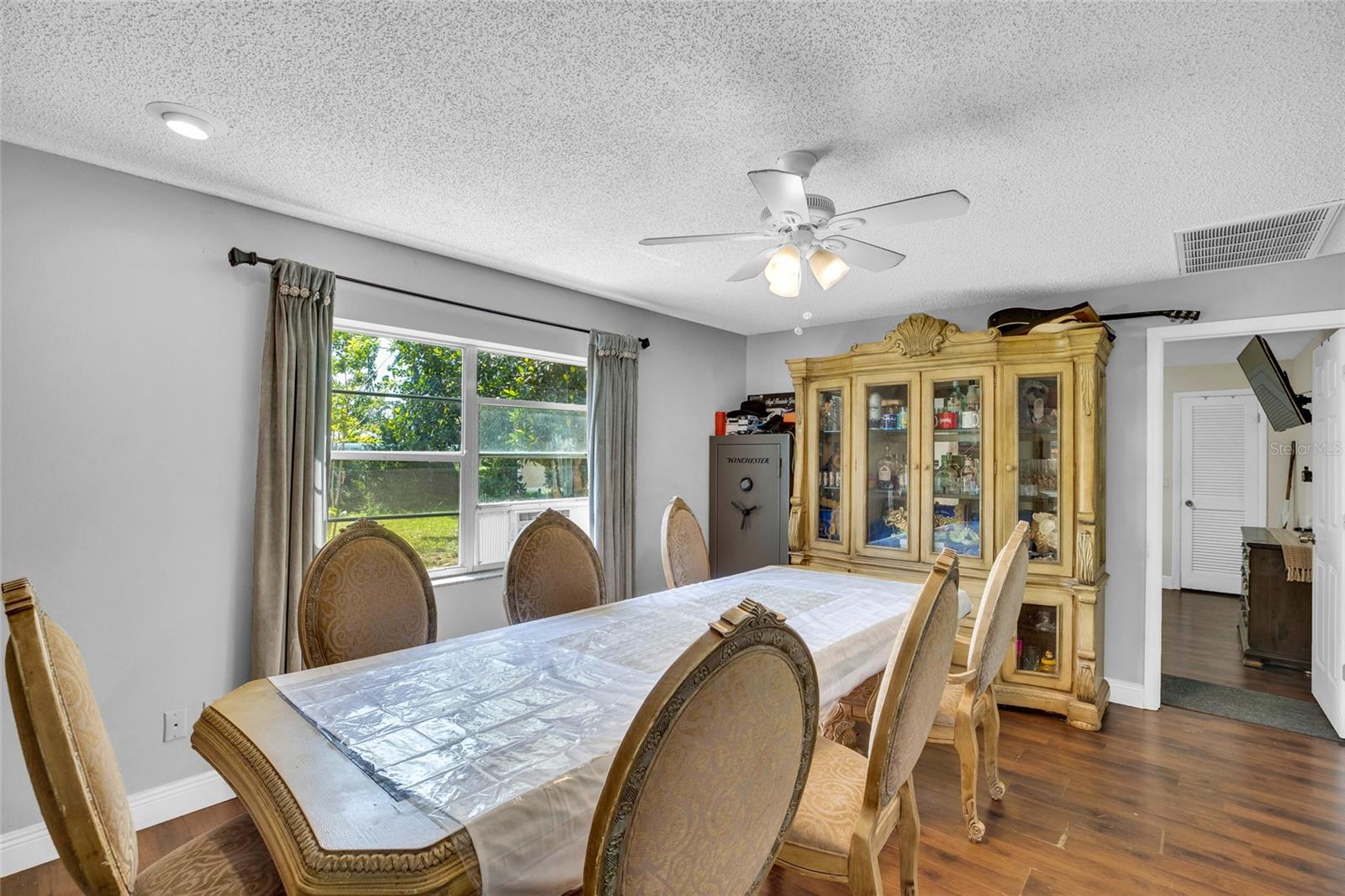 Image 9 of 19 For 5402 Shannon Drive