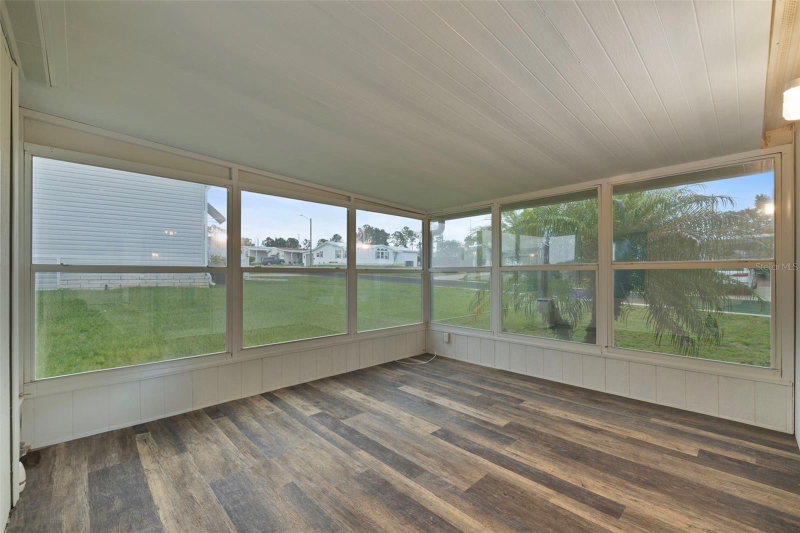 Image 13 of 48 For 37729 Neukom Avenue