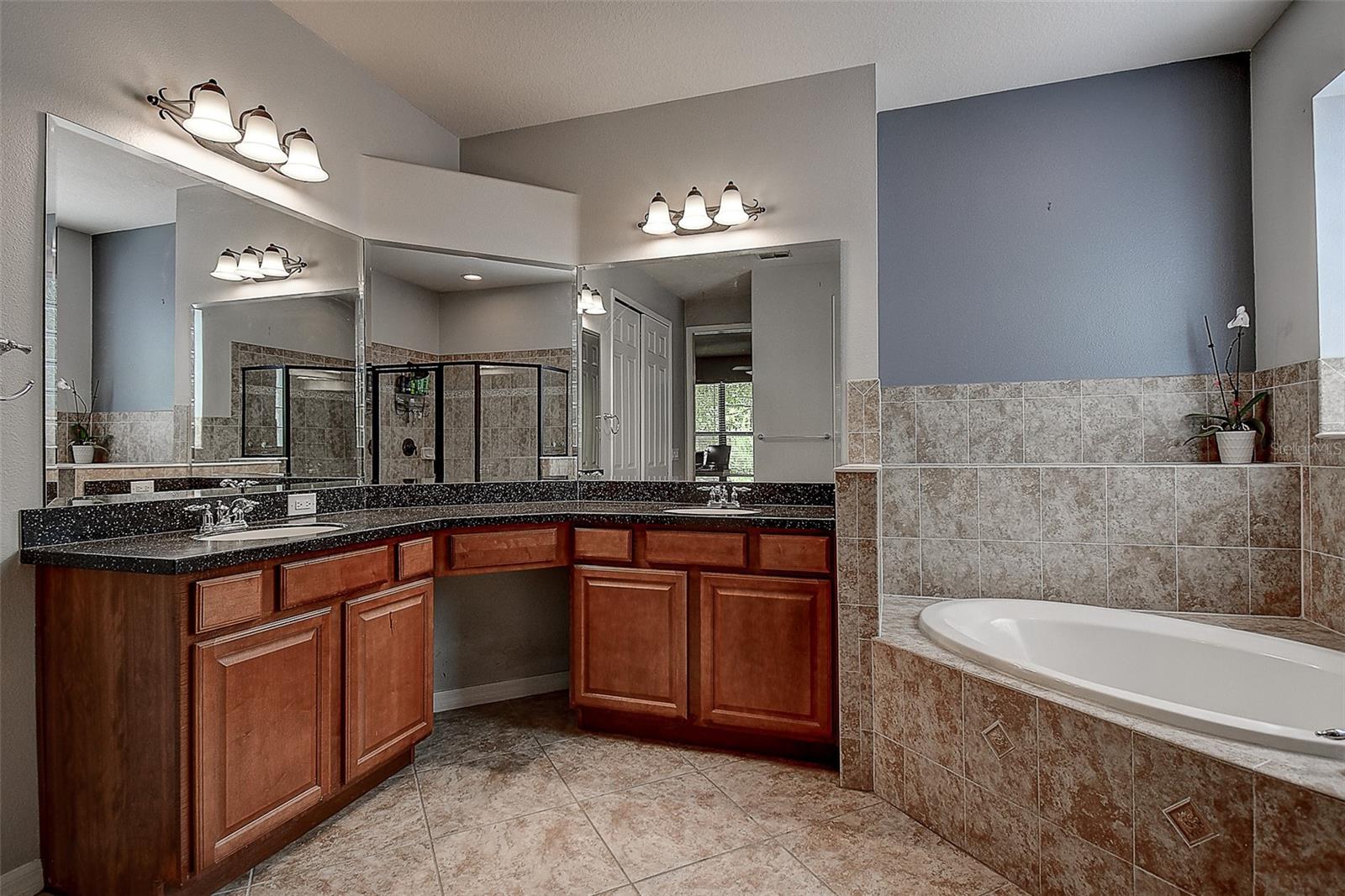 Image 31 of 75 For 14809 Ninebark Court
