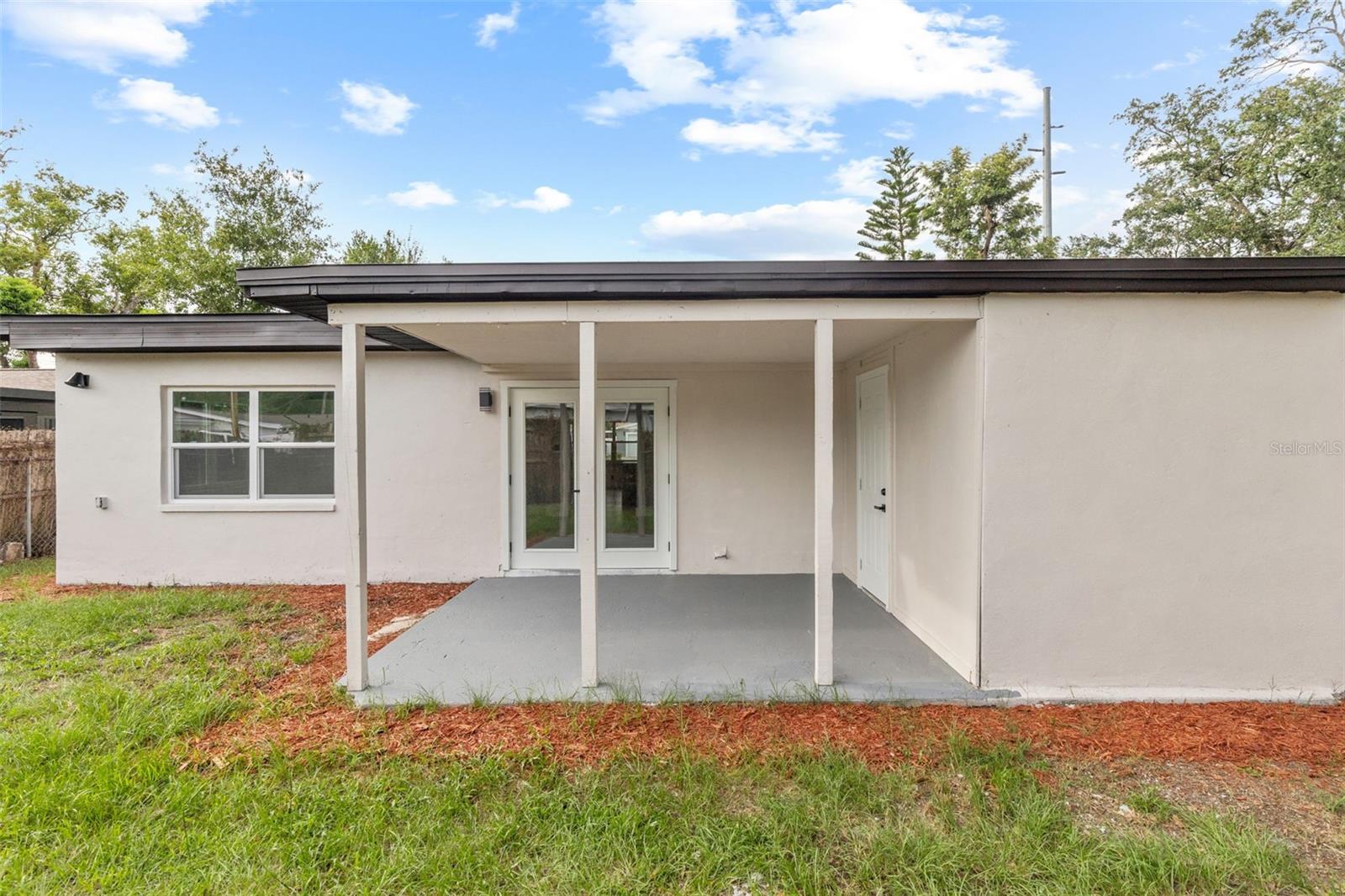 Image 33 of 43 For 2902 Clifton Street