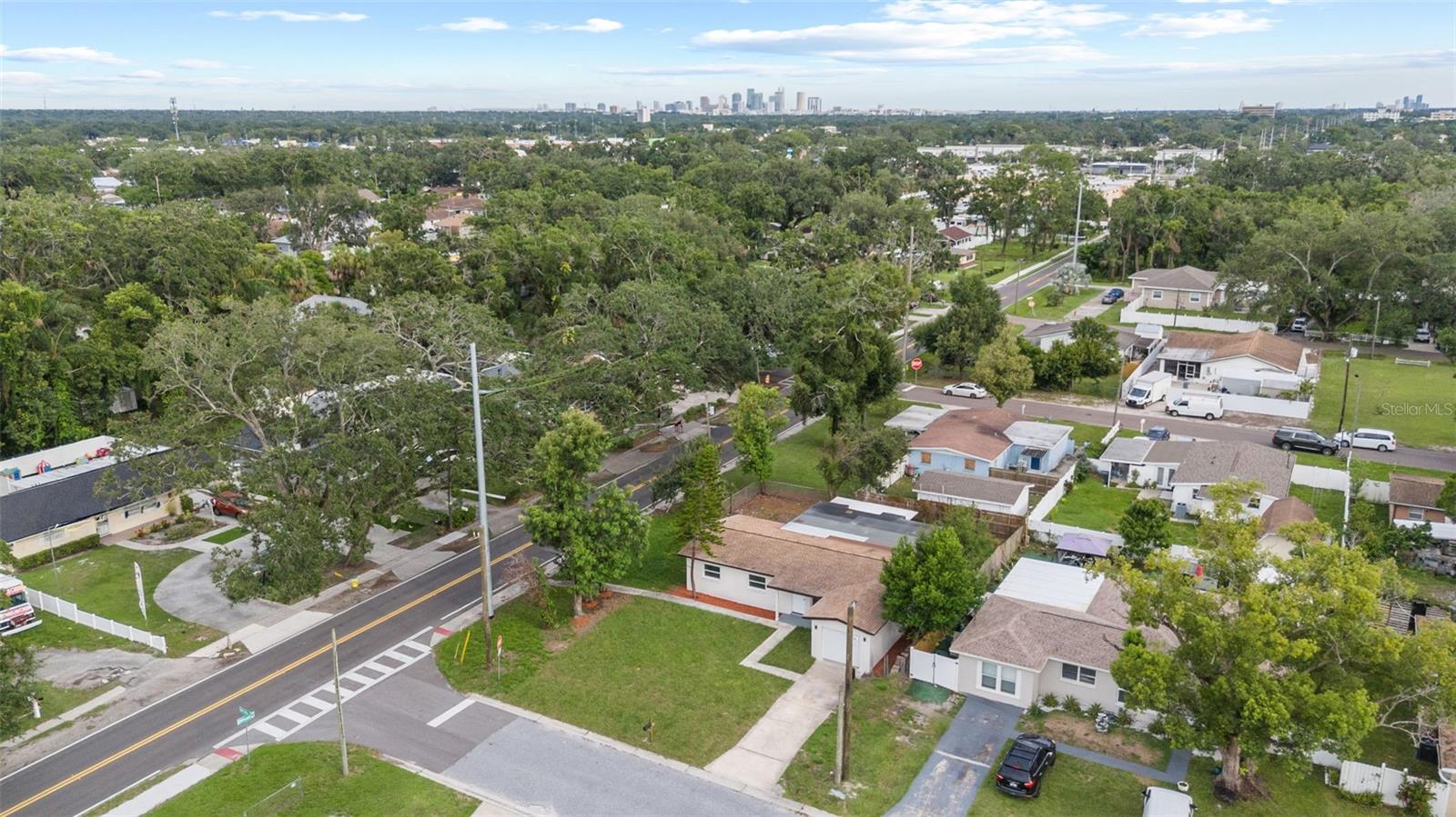 Image 37 of 43 For 2902 Clifton Street