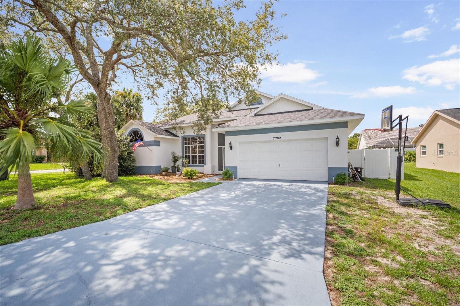 Image 3 of 25 For 7282 Aloe Drive