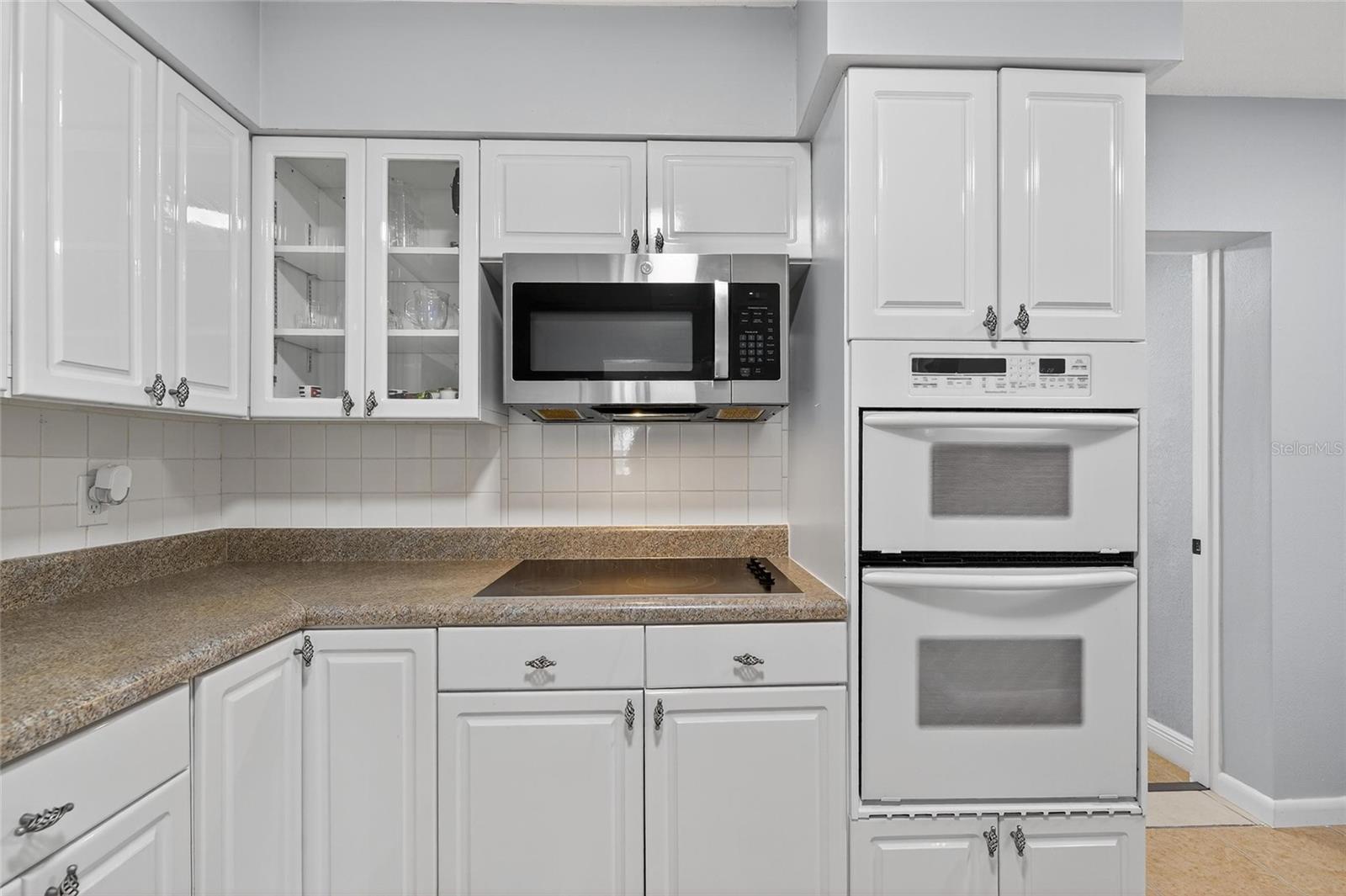 Image 10 of 59 For 1302 Hollywood Street