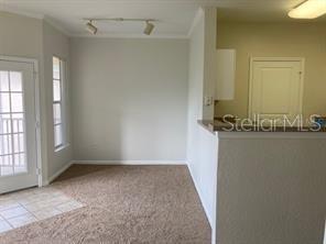 Image 4 of 22 For 9304 Crescent Loop Circle 308