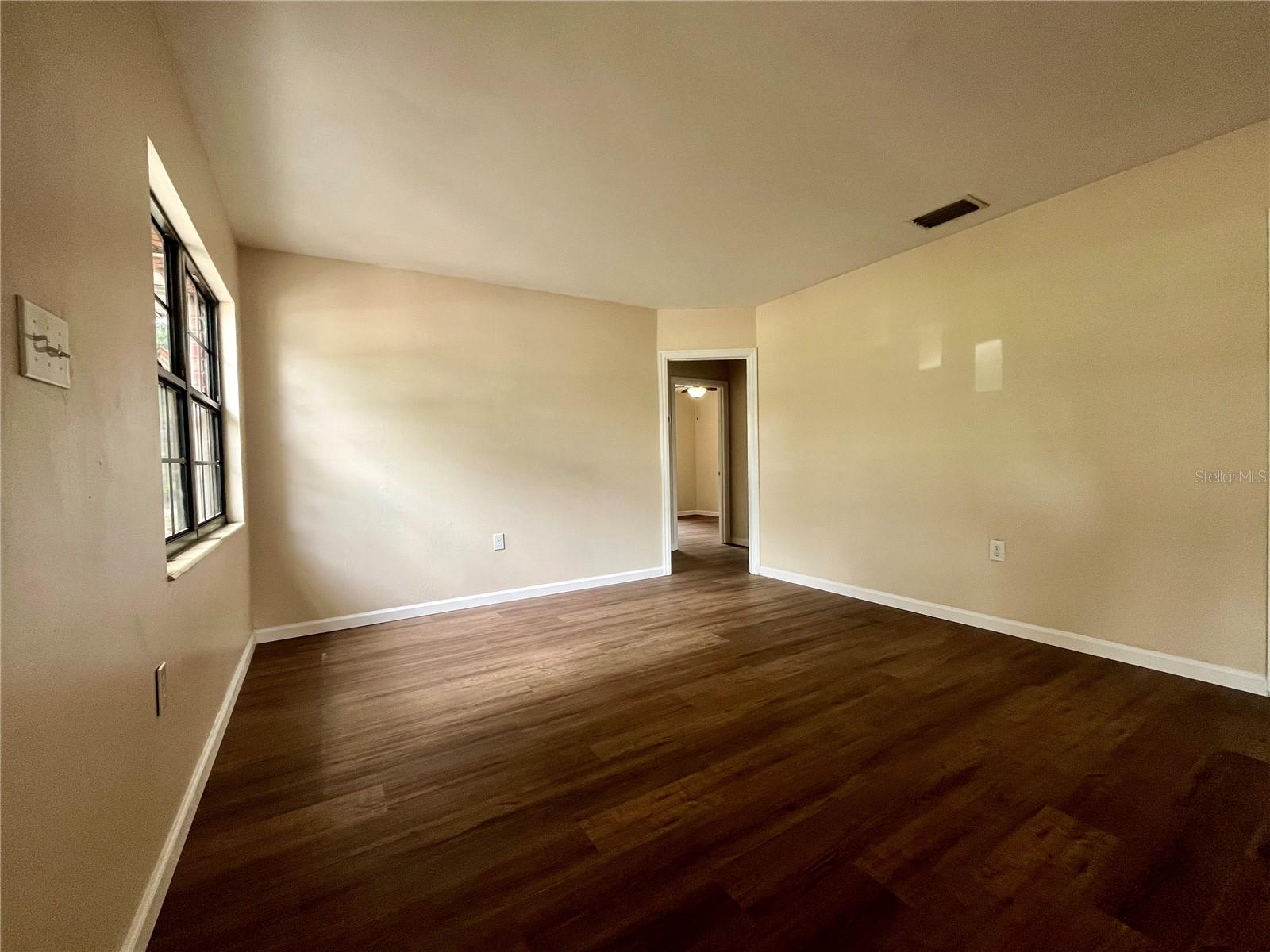 Image 10 of 49 For 1801 Whitehall Street