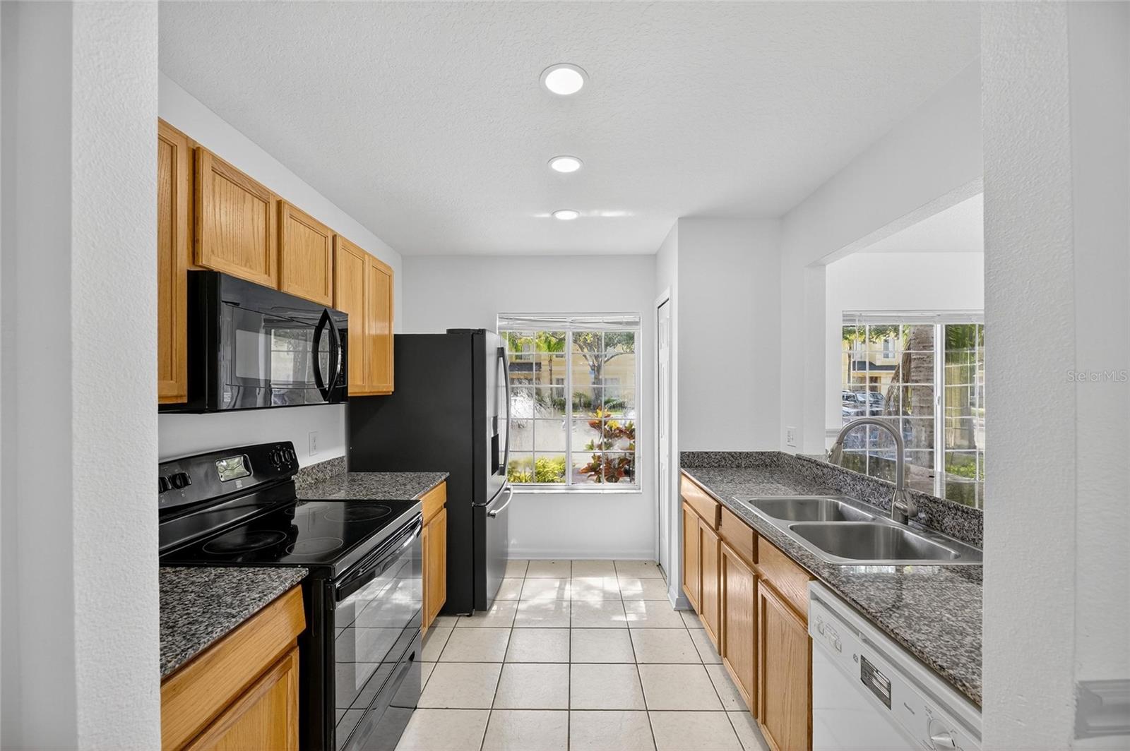 Image 17 of 45 For 10737 Keys Gate Drive
