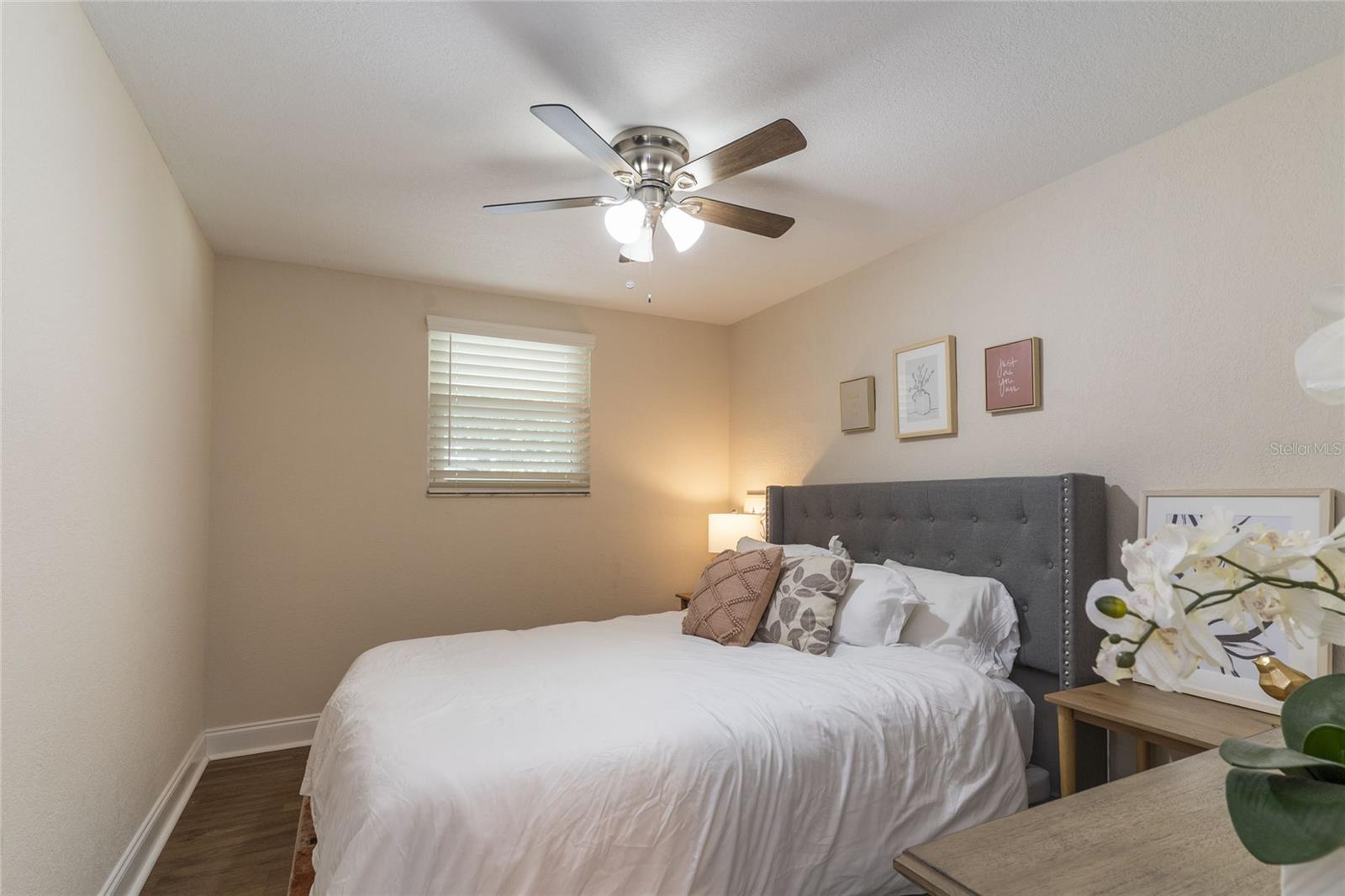 Image 16 of 27 For 625 Lyndhurst Street