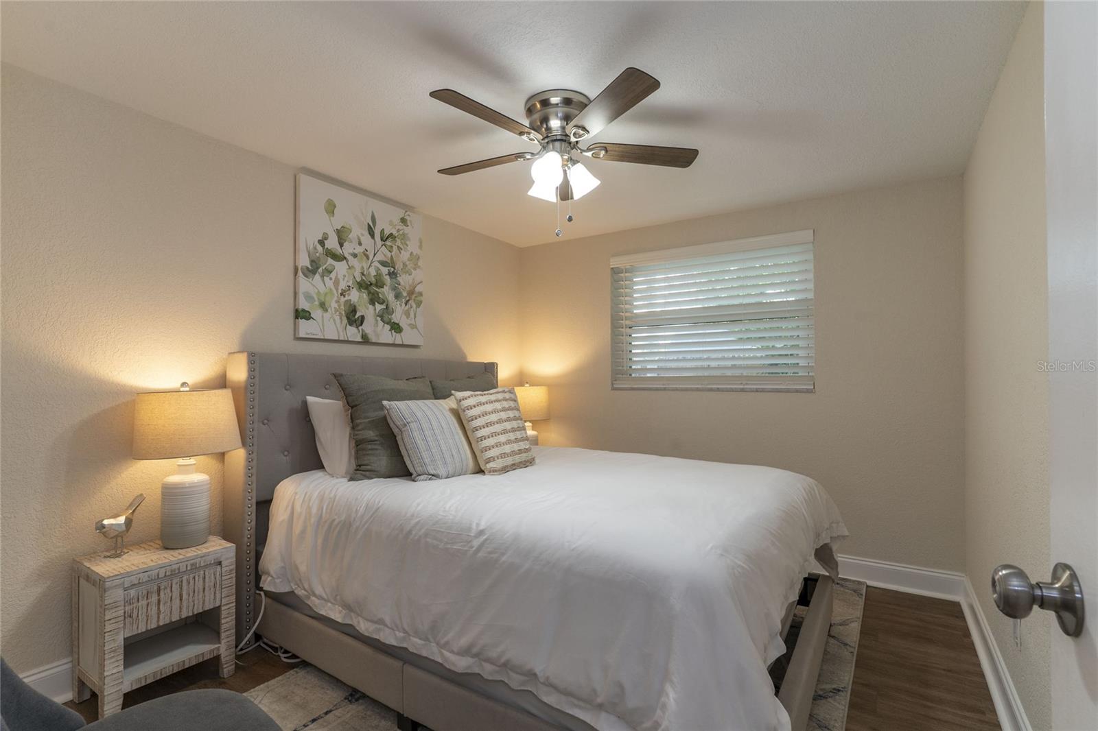 Image 20 of 27 For 625 Lyndhurst Street
