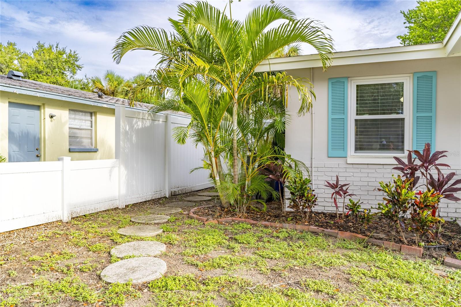 Image 23 of 27 For 625 Lyndhurst Street