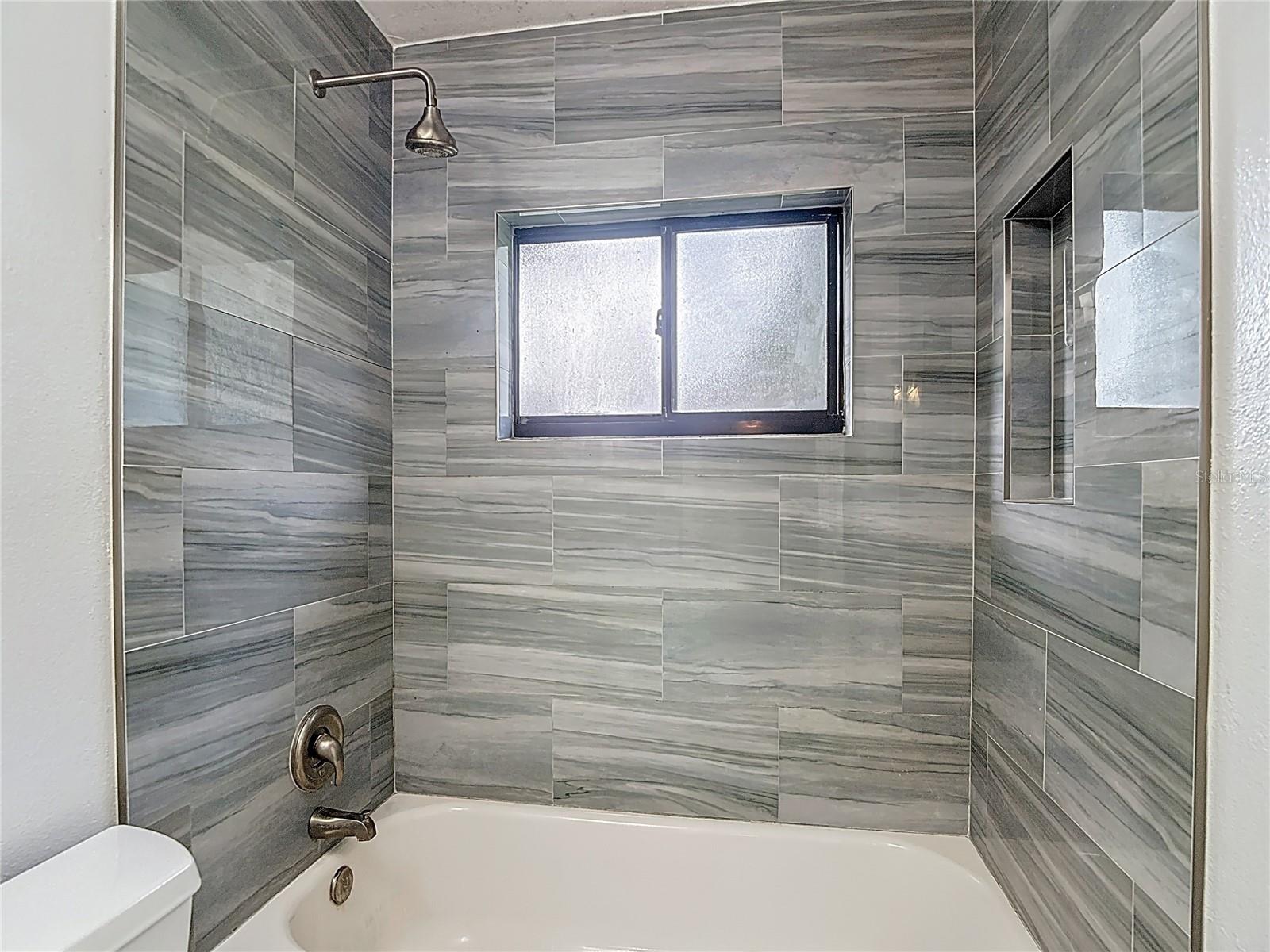 Image 13 of 54 For 11718 Raintree Village Boulevard C
