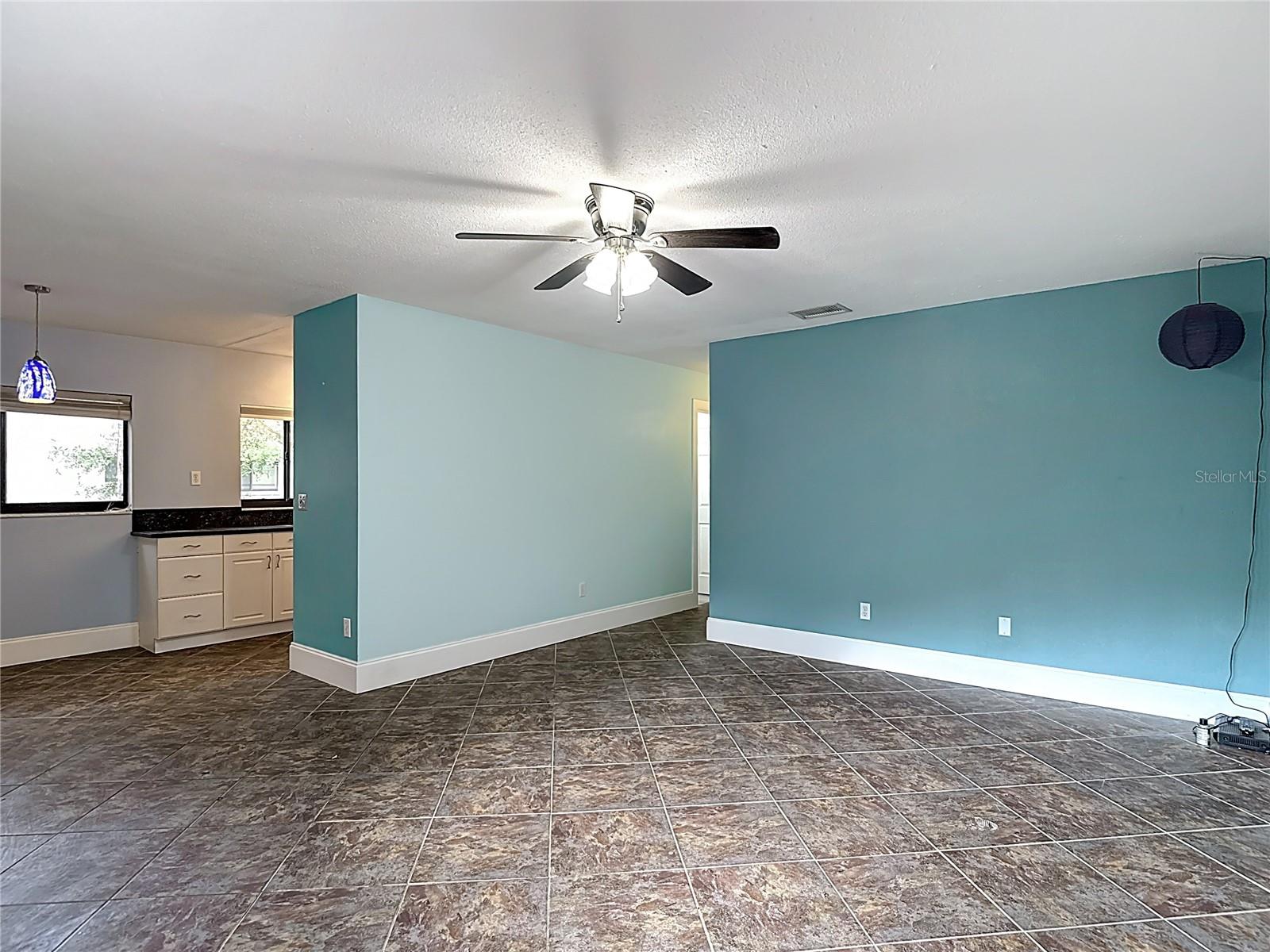 Image 4 of 54 For 11718 Raintree Village Boulevard C
