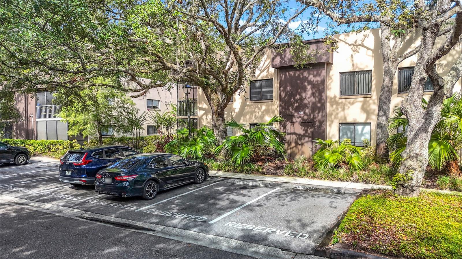 Image 41 of 54 For 11718 Raintree Village Boulevard C