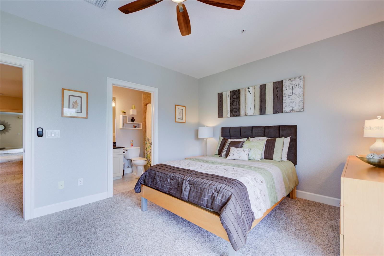 Image 33 of 46 For 300 Capri Boulevard 8