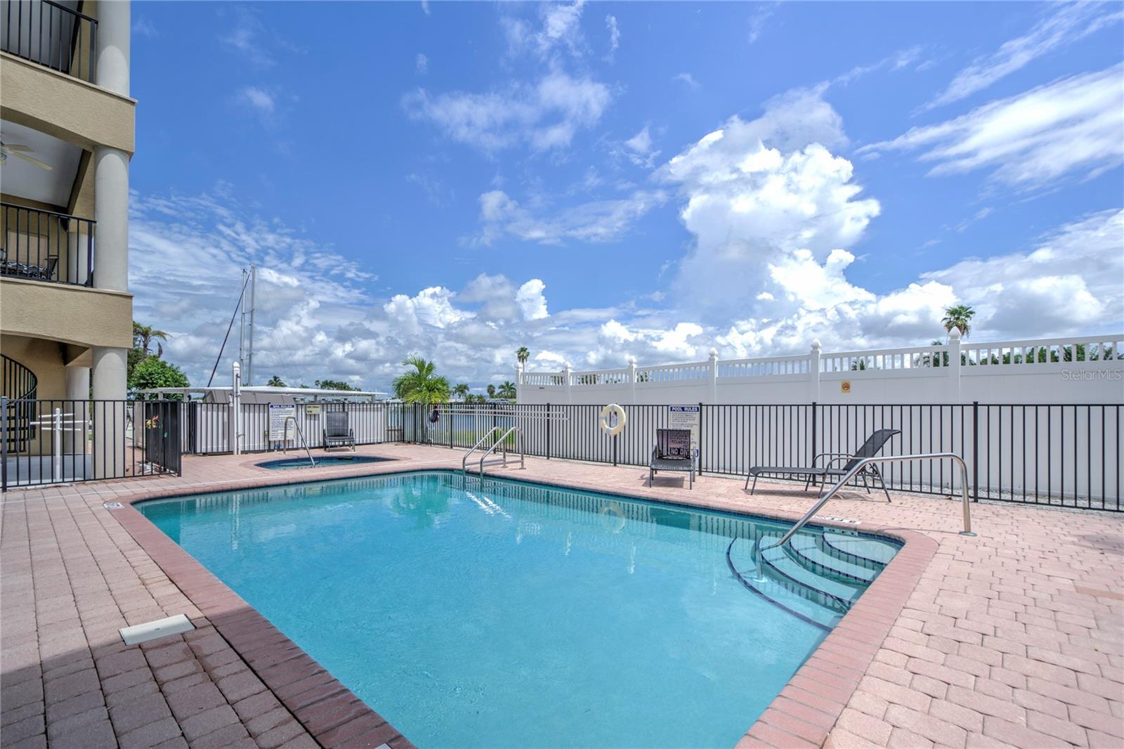 Image 42 of 46 For 300 Capri Boulevard 8