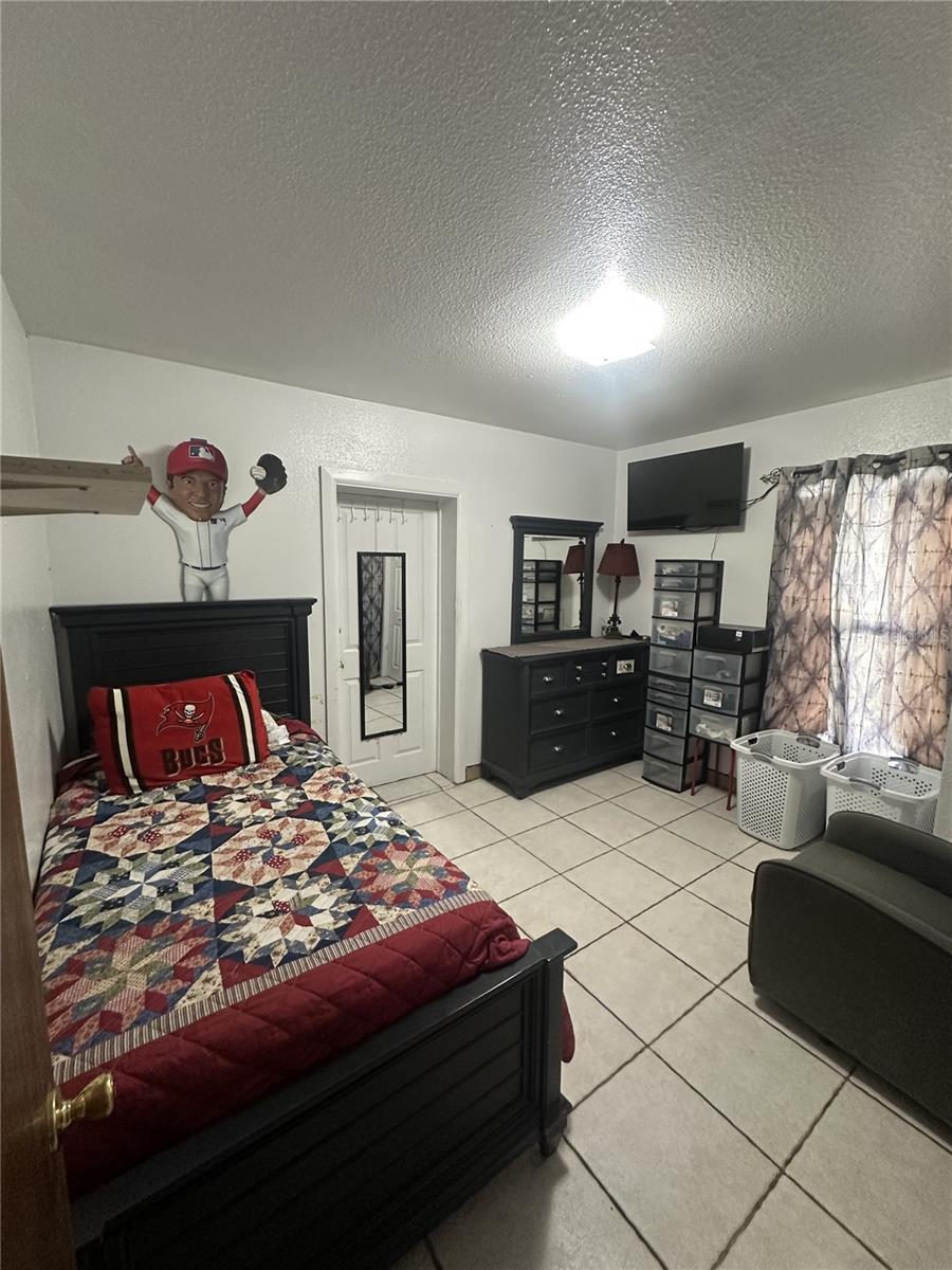 Image 14 of 17 For 7614 35th Avenue S