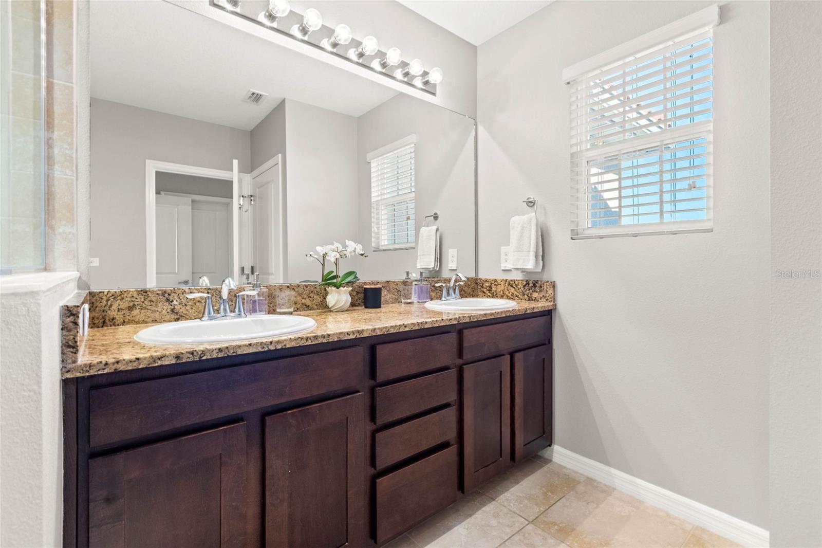 Image 16 of 35 For 5280 6th Way N