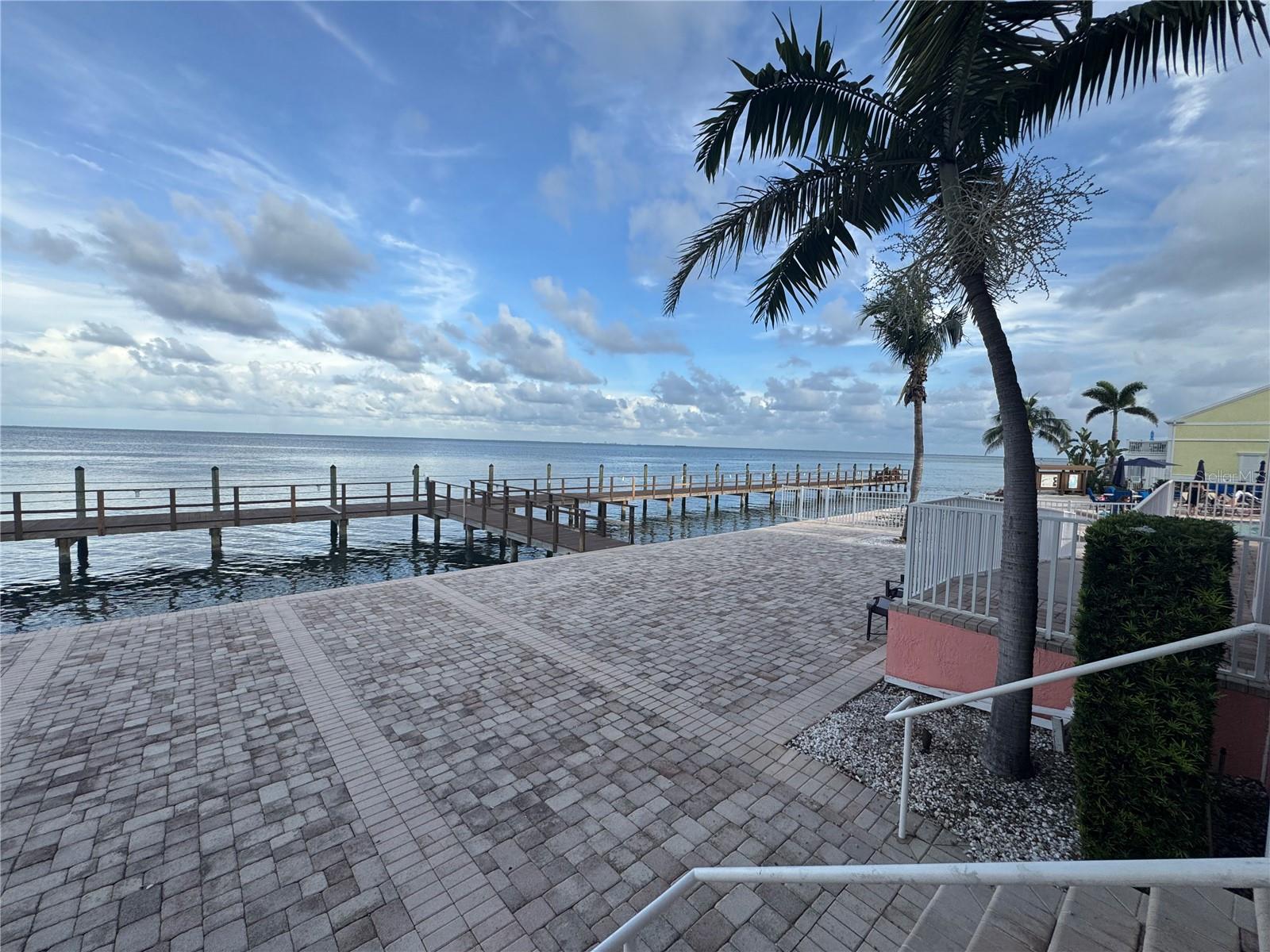 Image 63 of 89 For 5075 Starfish Drive Se C