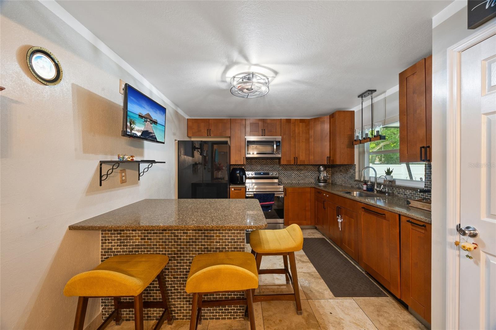 Image 11 of 28 For 5834 98th Avenue N