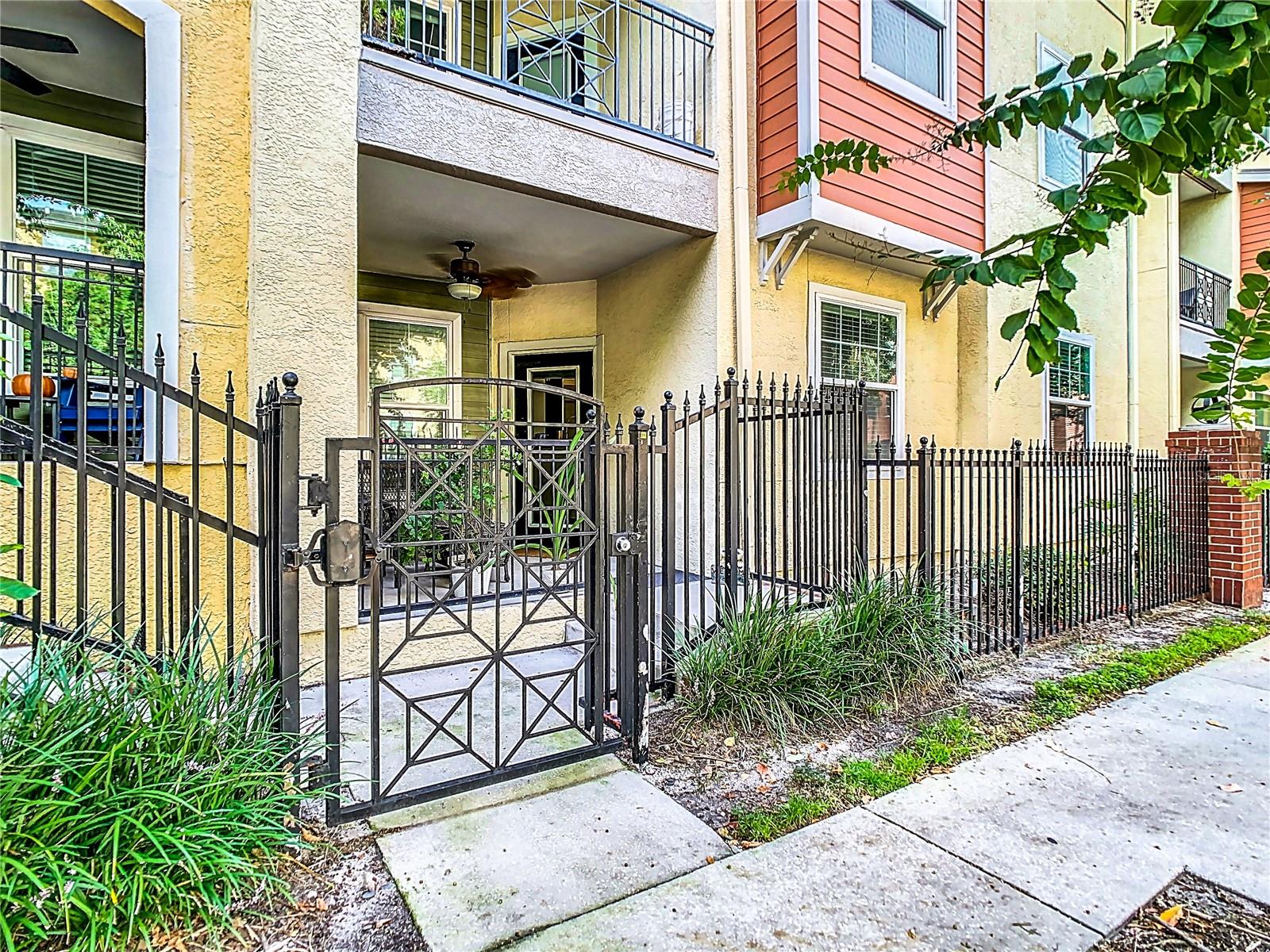 Image 23 of 24 For 1910 Palm Avenue 11101