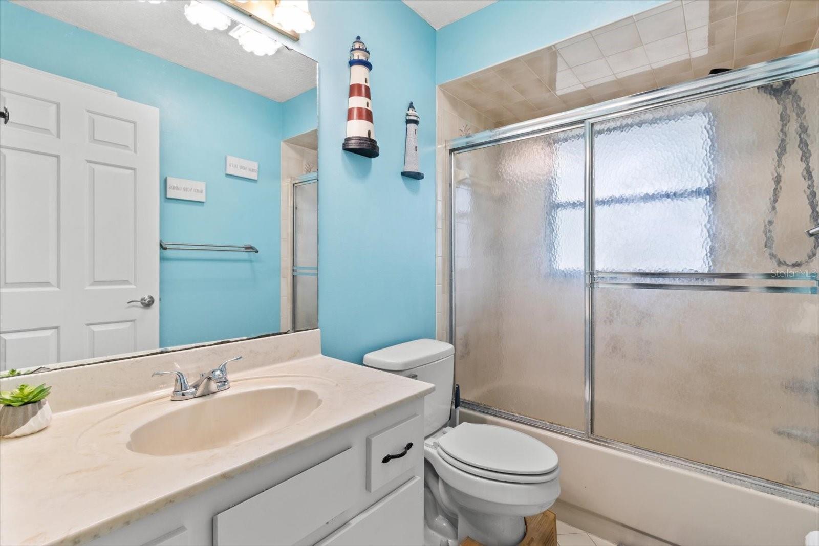Listing photo id 24 for 3499 Stroud Terrace