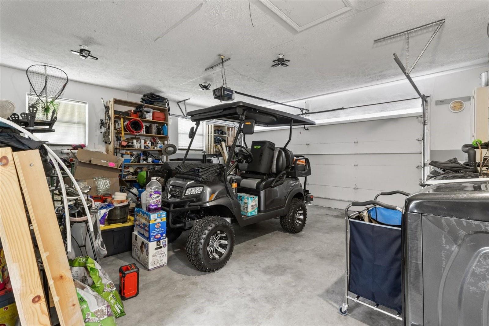 Listing photo id 29 for 3499 Stroud Terrace