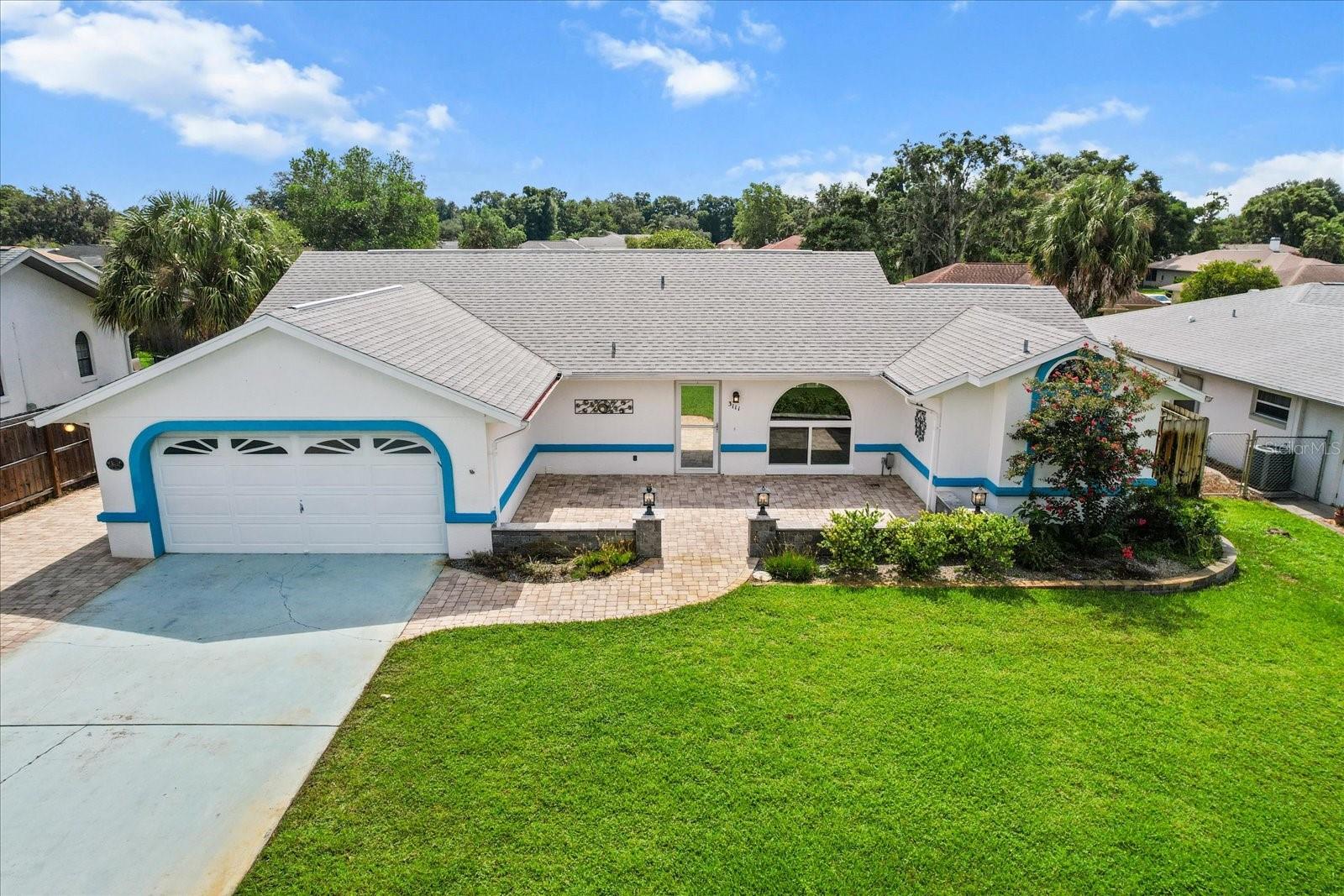Listing photo id 1 for 3111 Blackmountain Drive